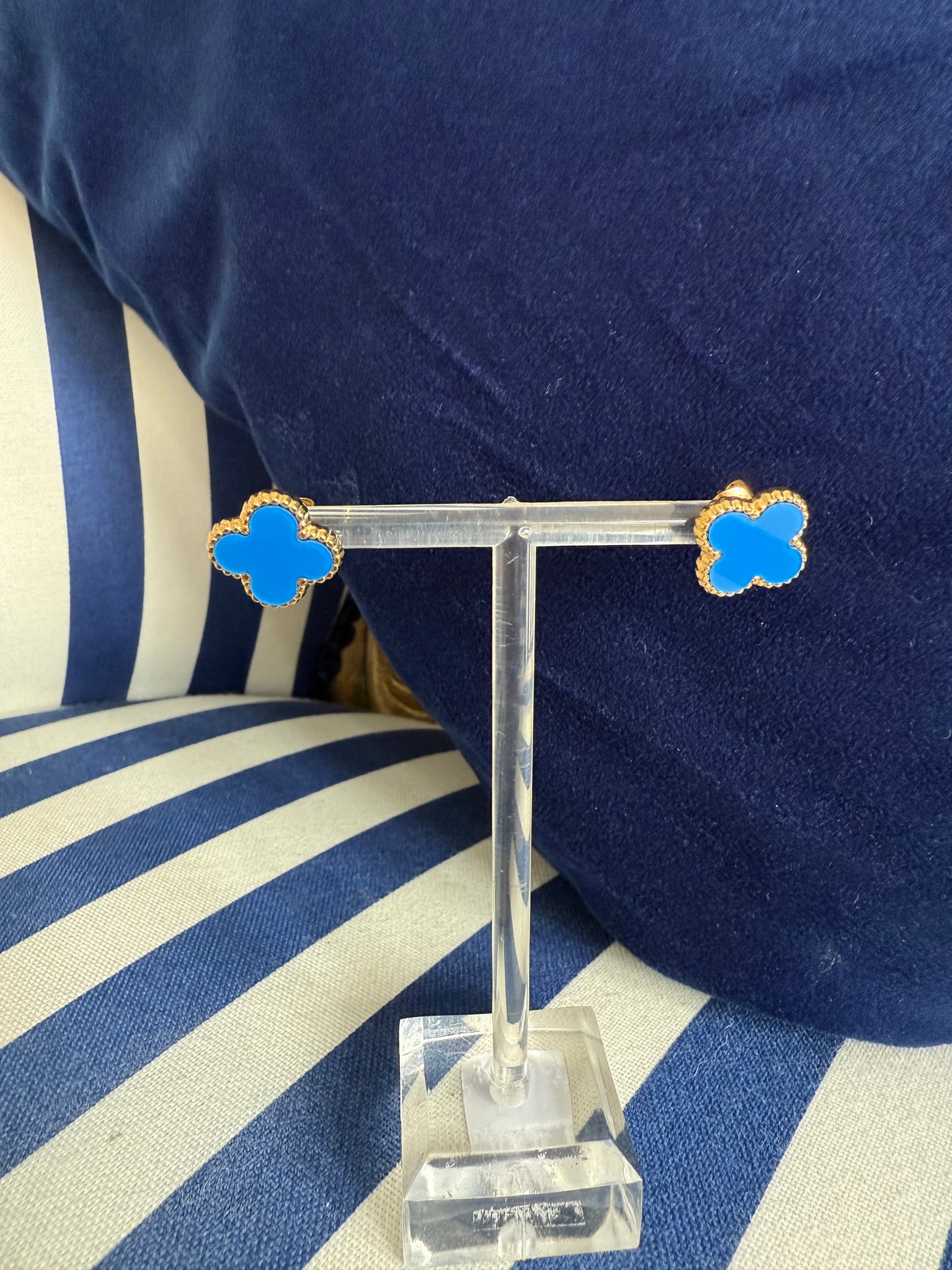 BLUE CLOVER EARRINGS