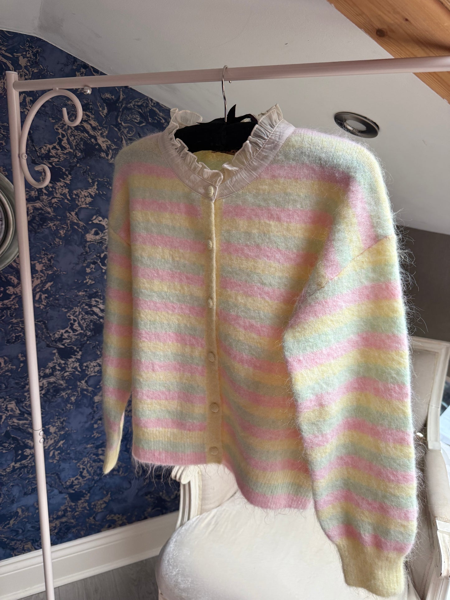 MINT SWEET STRIPE FRILL CARDIGAN
