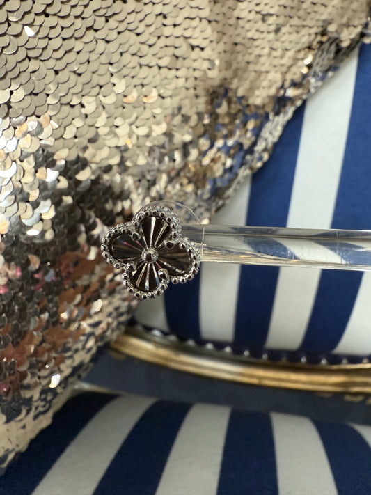 SILVER CLOVER STUDS