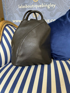 BLACK RUCKSACK BAG 3112