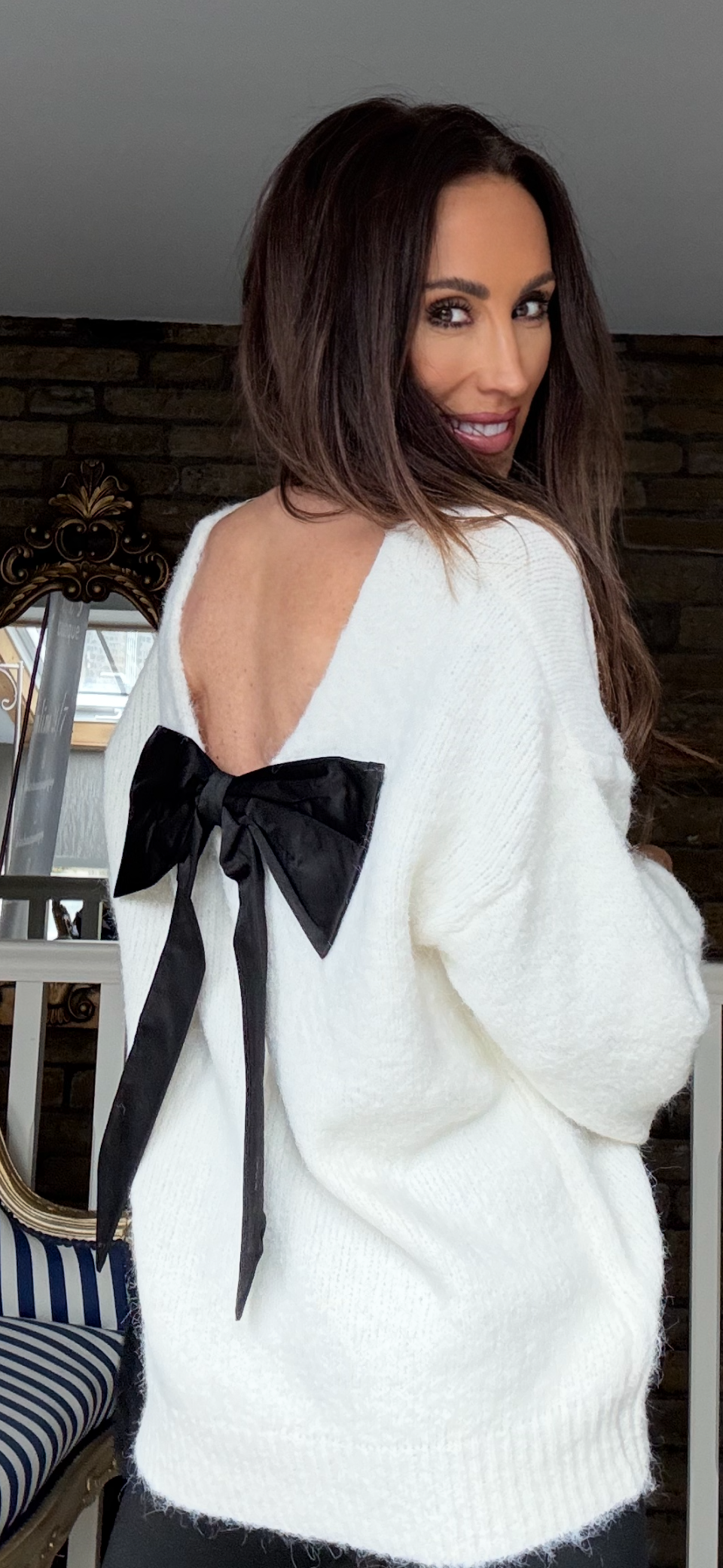CREAM BOW BACK JUMPER
