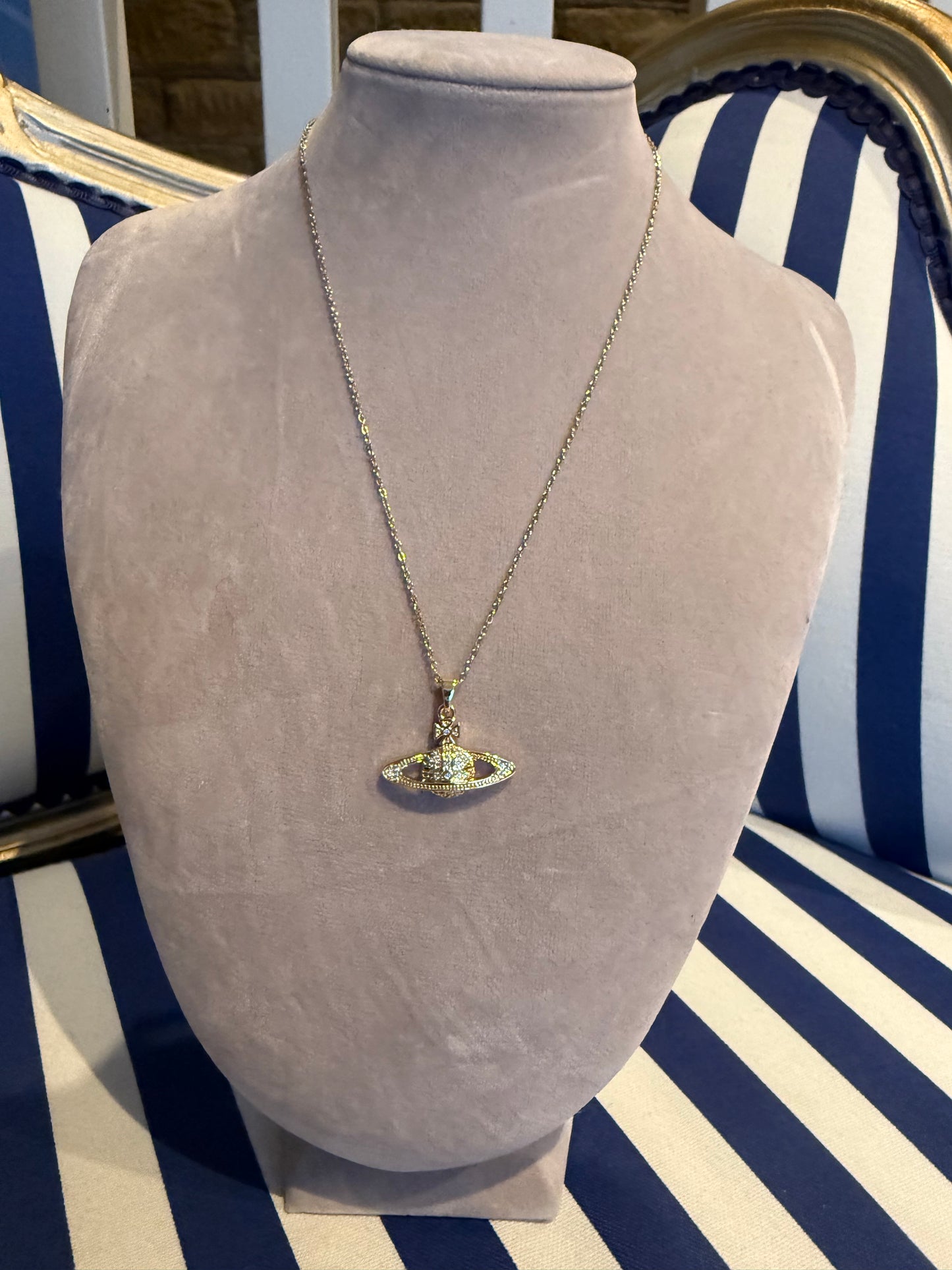 GOLD ORB NECKLACE