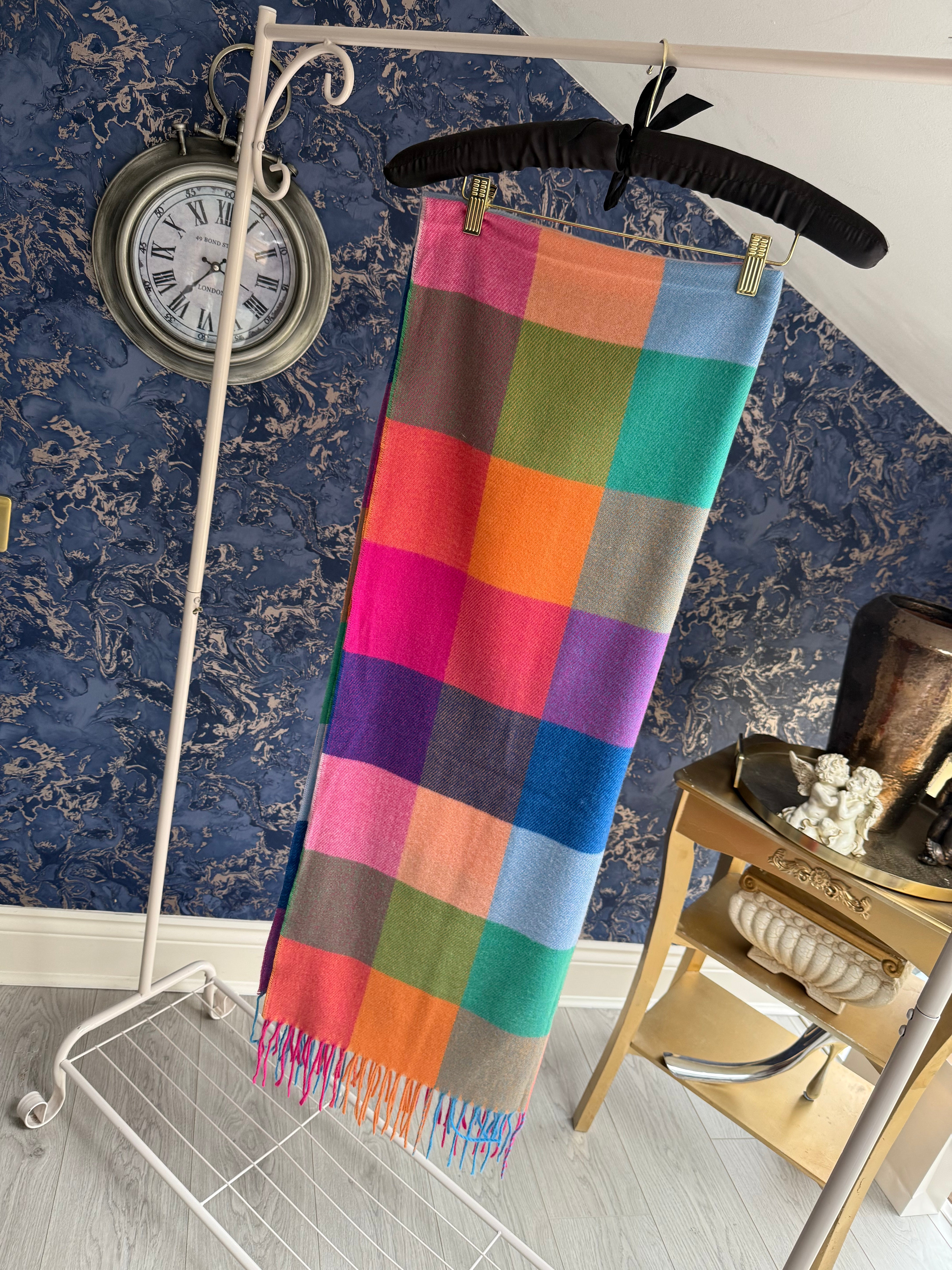 CASHMERE CHECK TASSLE SCARF