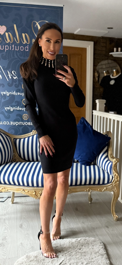 DIAMOND NECK JUMPER DRESS