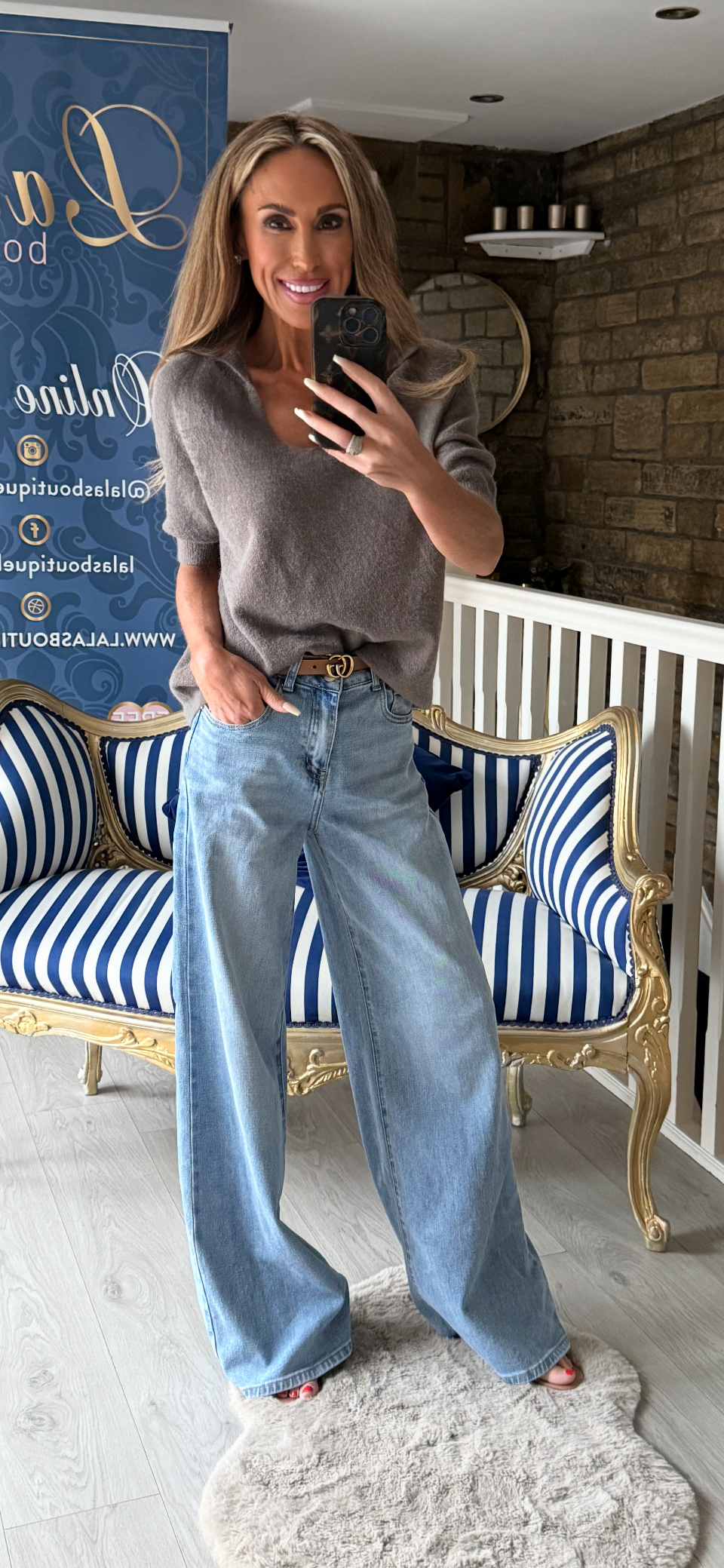 ALPACA V NECK COLLARED JUMPER