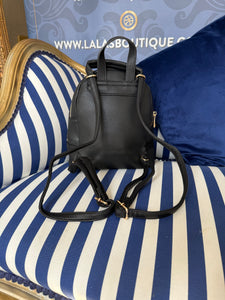 BLACK ZIP RUCKSACK 131