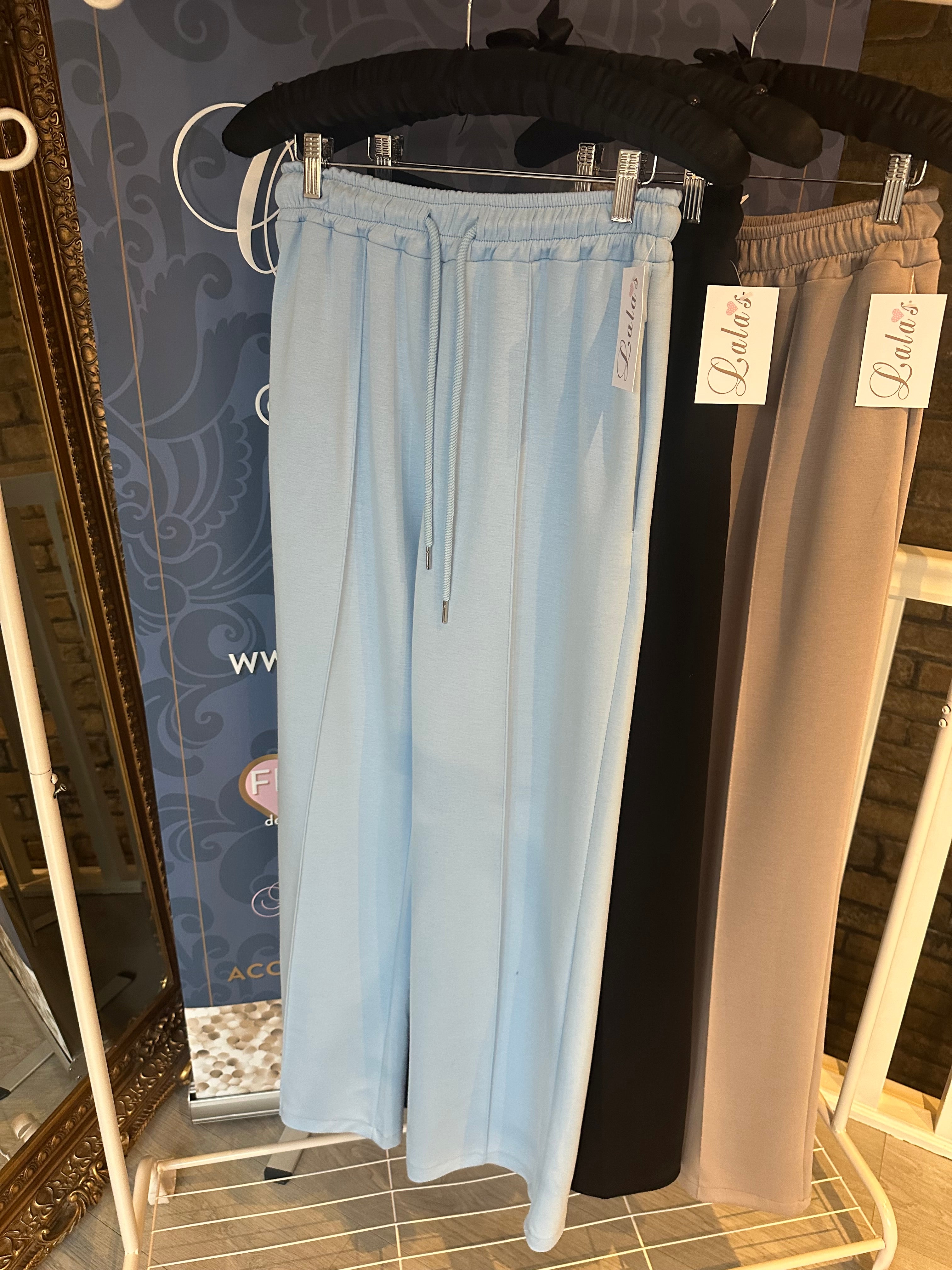 BABY BLUE RELAXED TROUSER