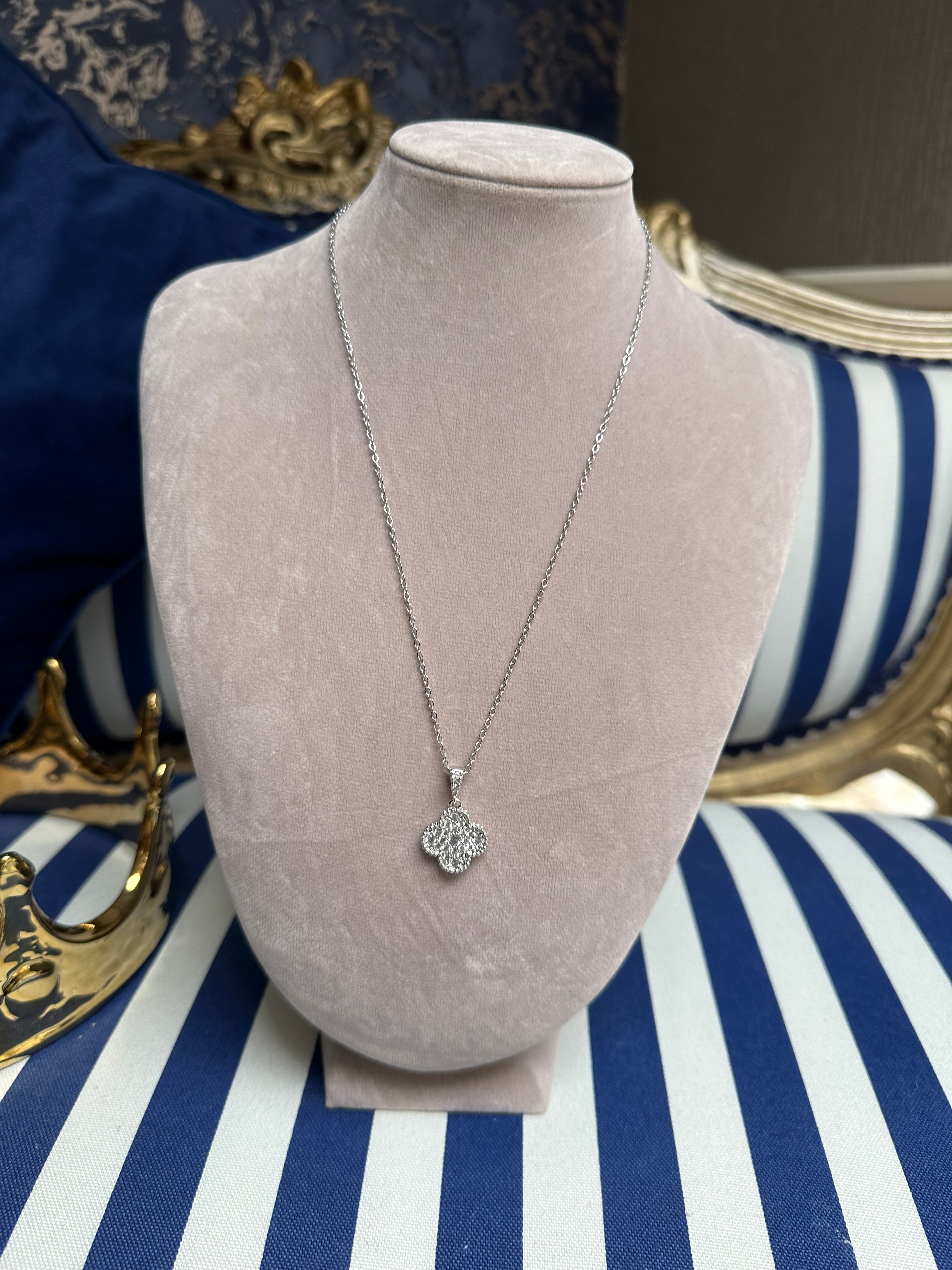 SILVER CLOVER DIAMANTÉ NECKLACE