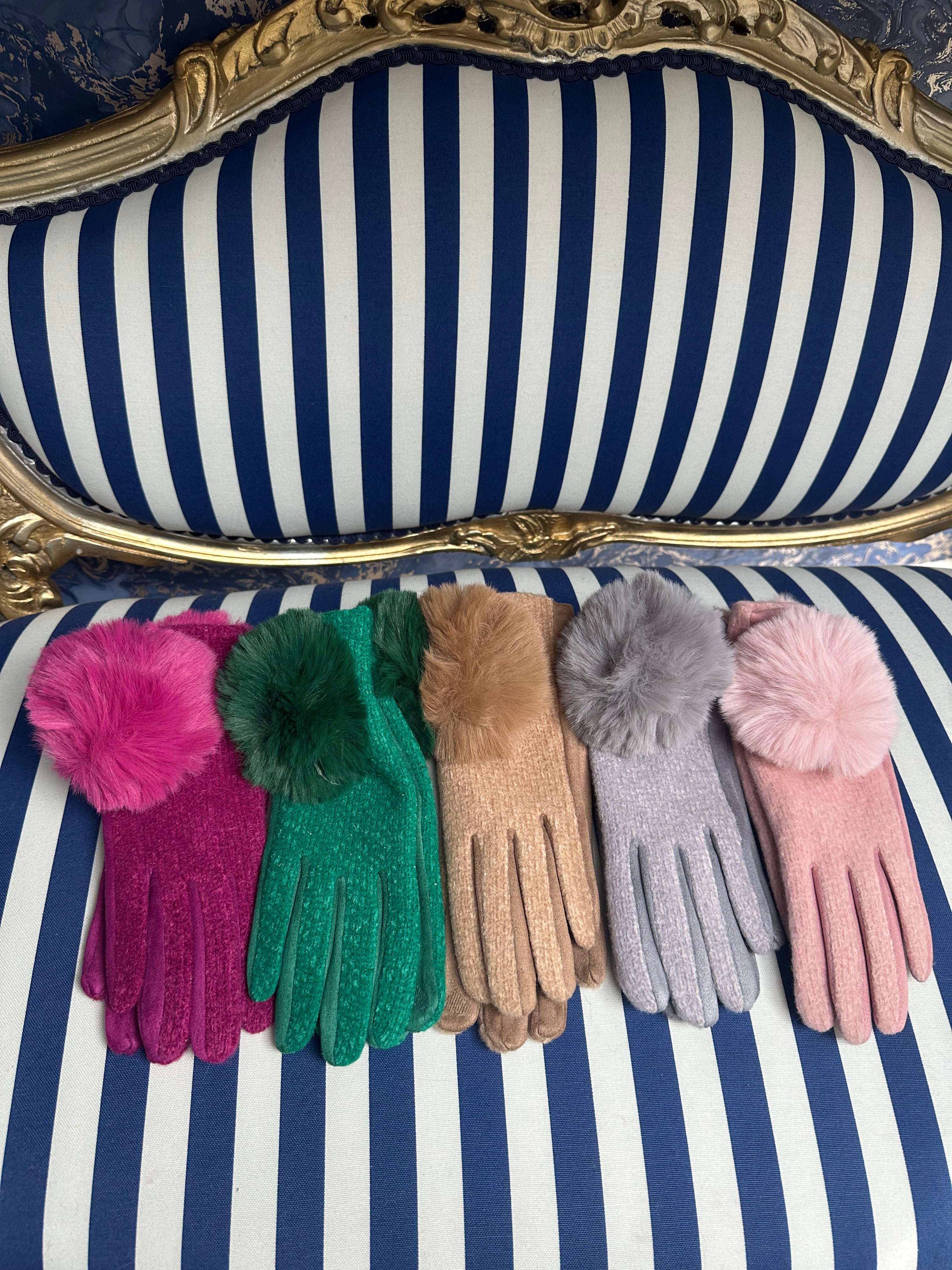 POM GLOVES