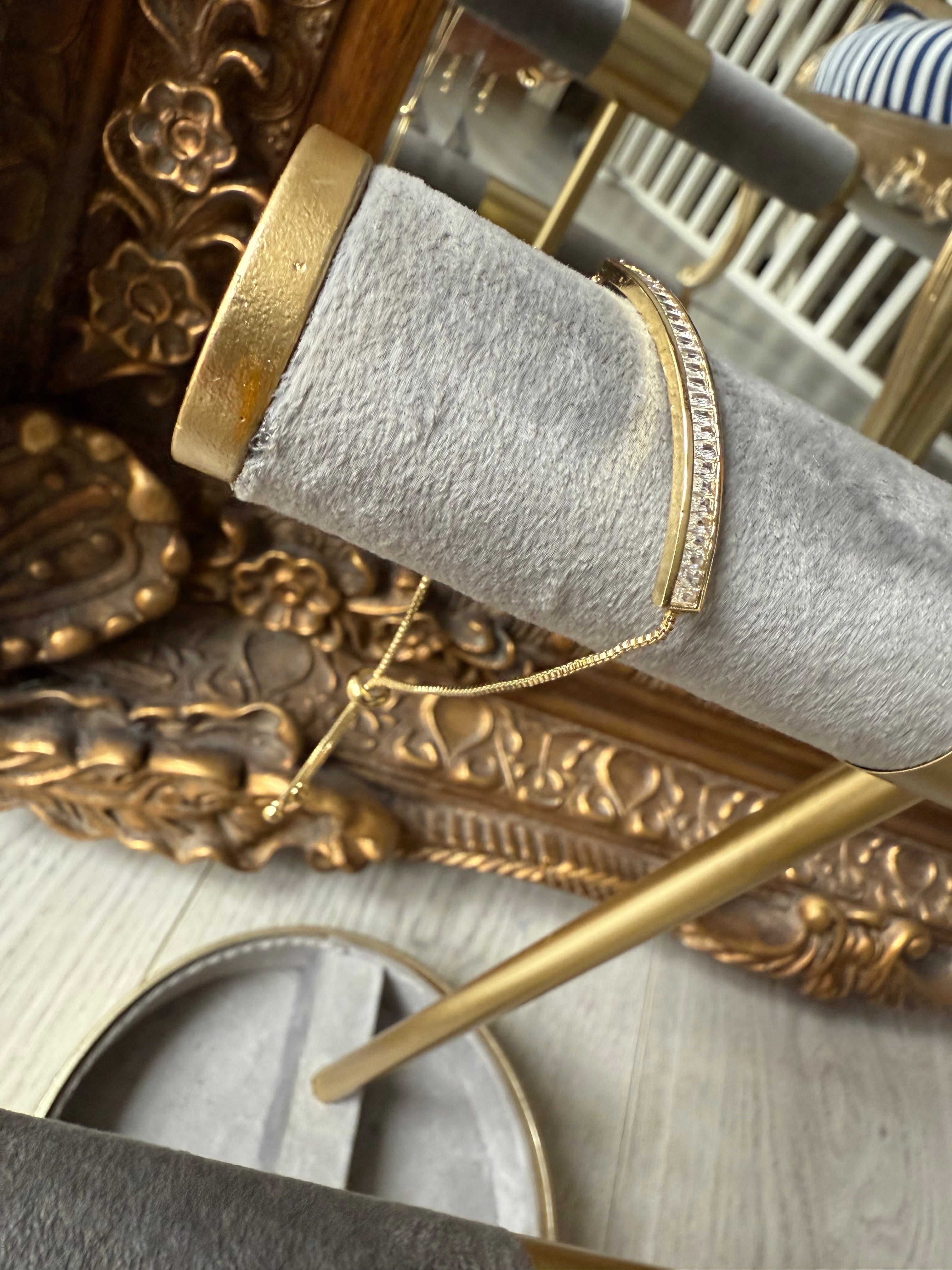 GOLD DIAMANTÉ SLIDING-CLASP BRACELET