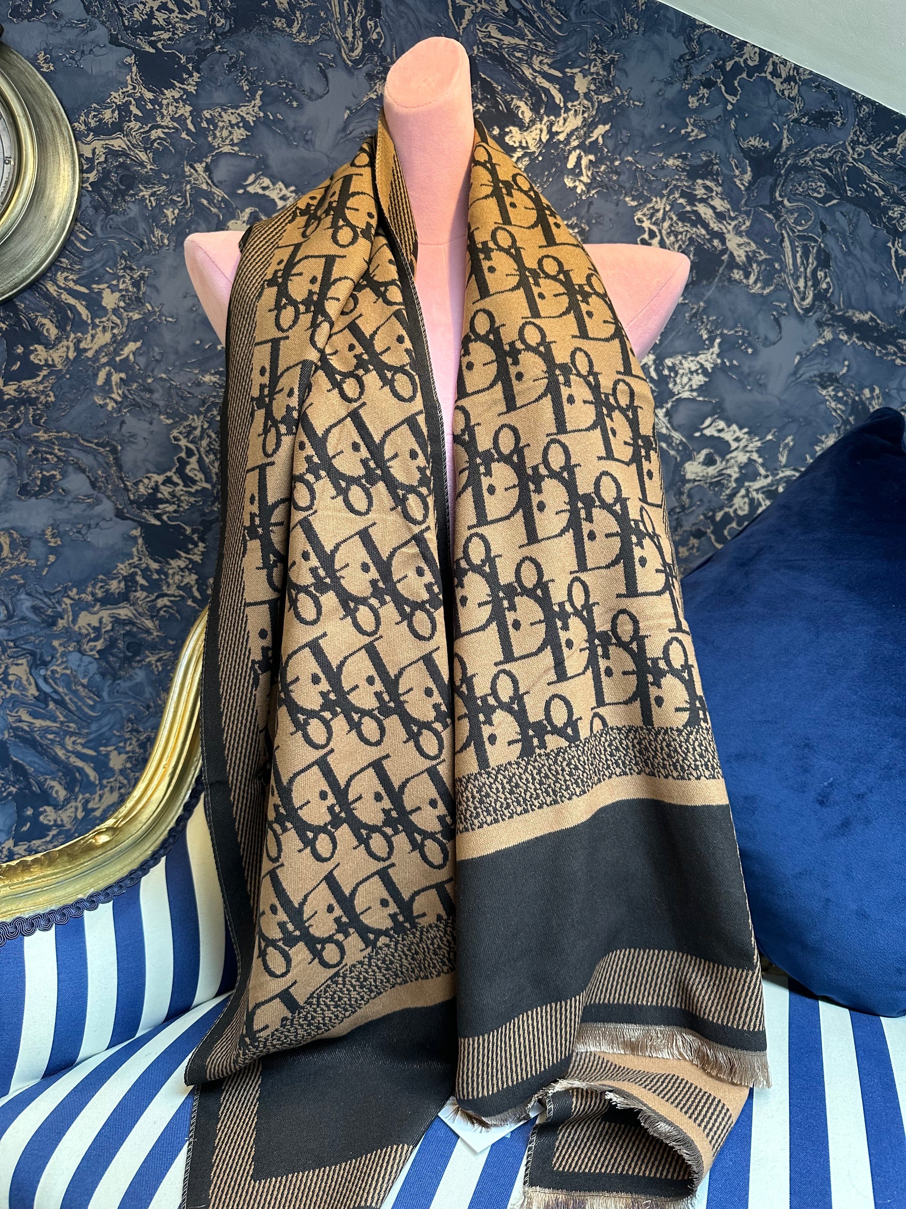 CASHMERE TAN & BLACK D⚡️OR SCARF