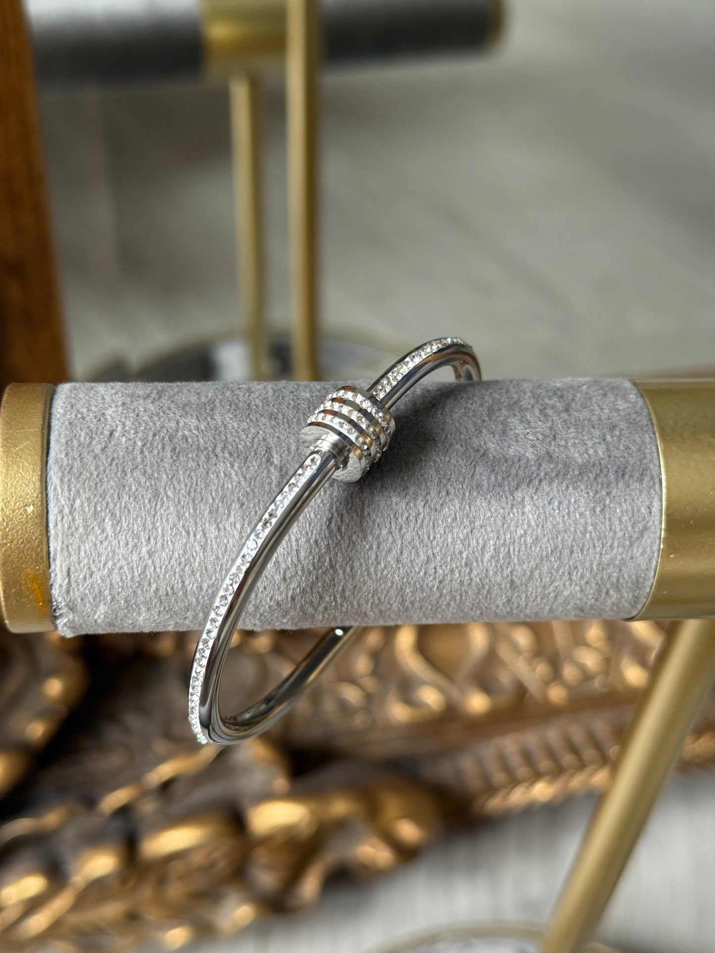 SILVER CRYSTAL BARREL BANGLE