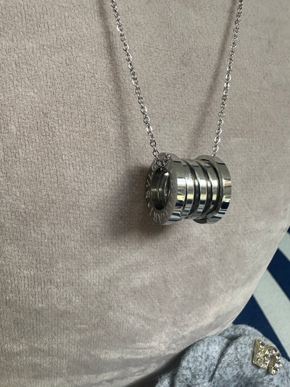 INSPIRED SILVER BARREL NECKLACE