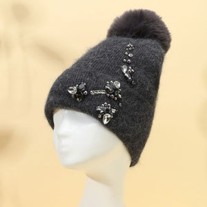 CHARCOAL SPARKLING JEWEL POMPOM HAT