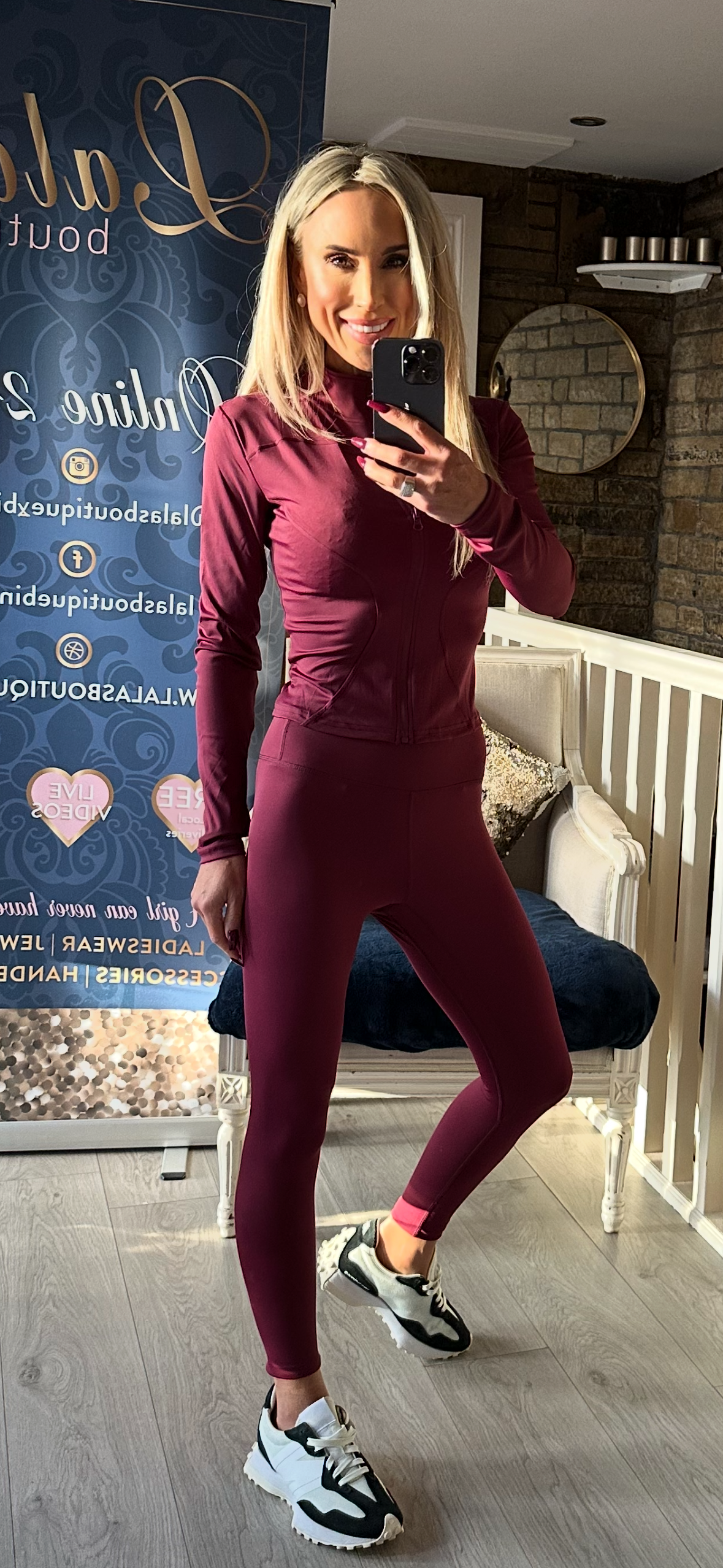 BURGANDY ACTIVE MUMS SET