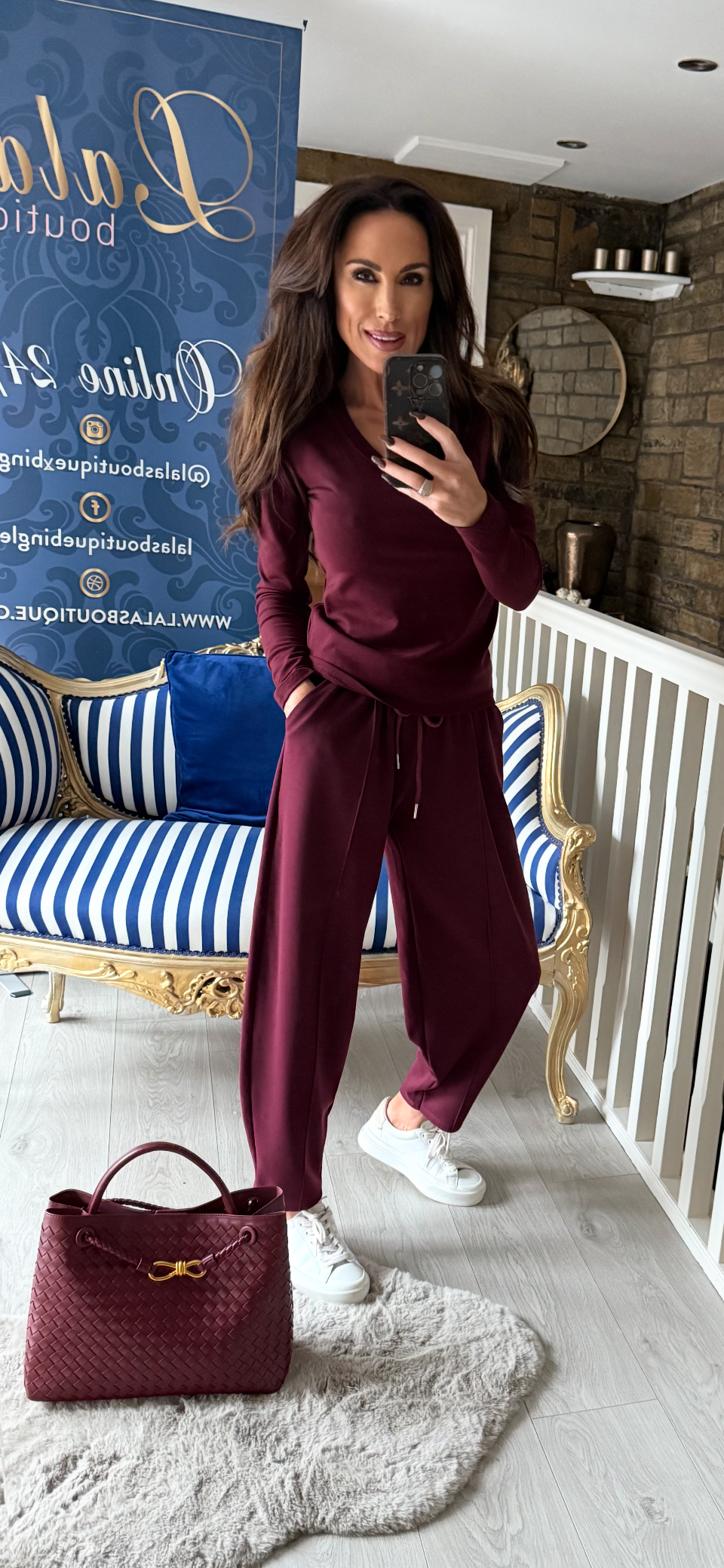 WINE LONG SLEEVE BASIC V NECK T-SHIRT