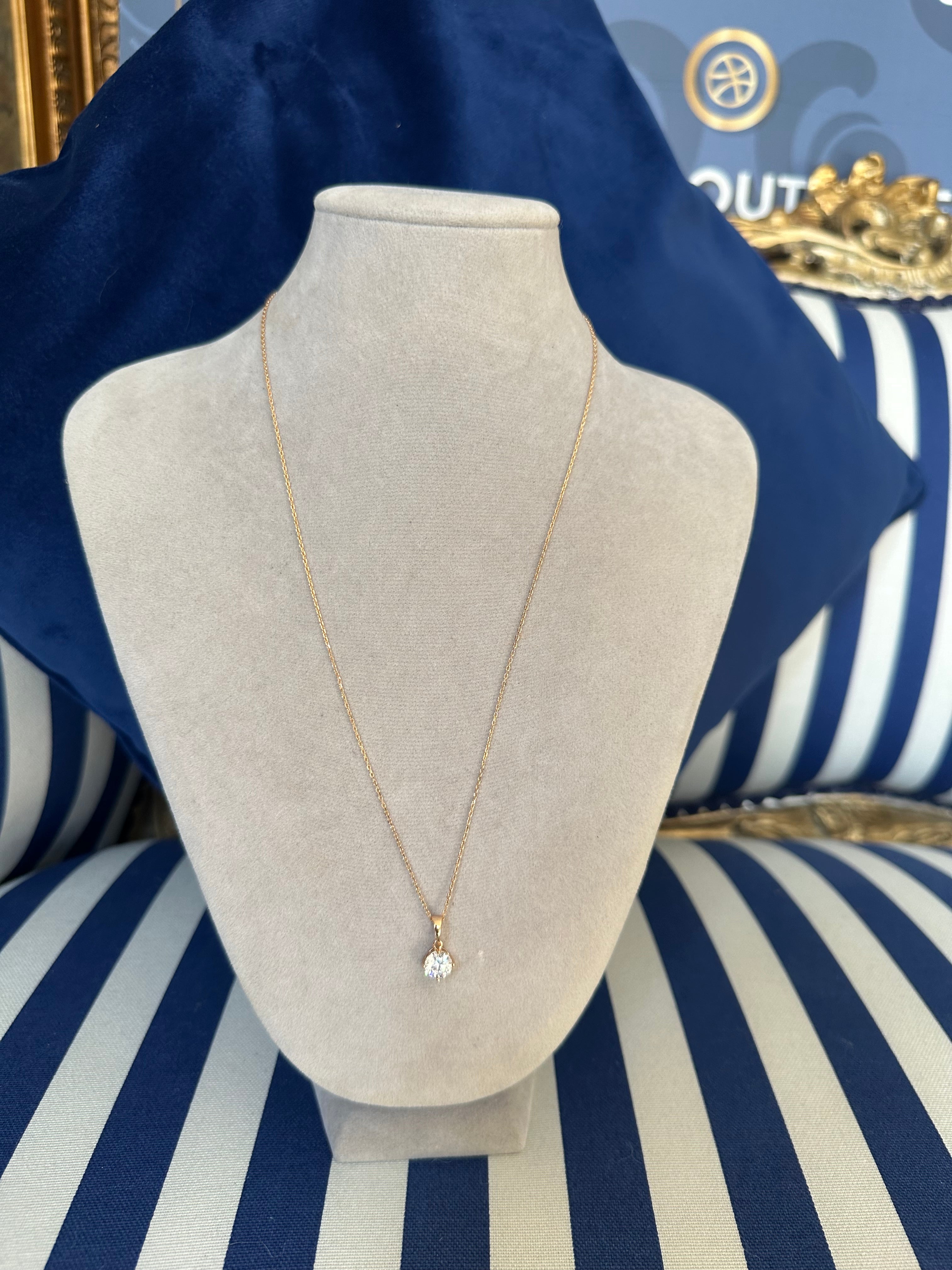 DELICATE GOLD CRYSTAL PENDANT