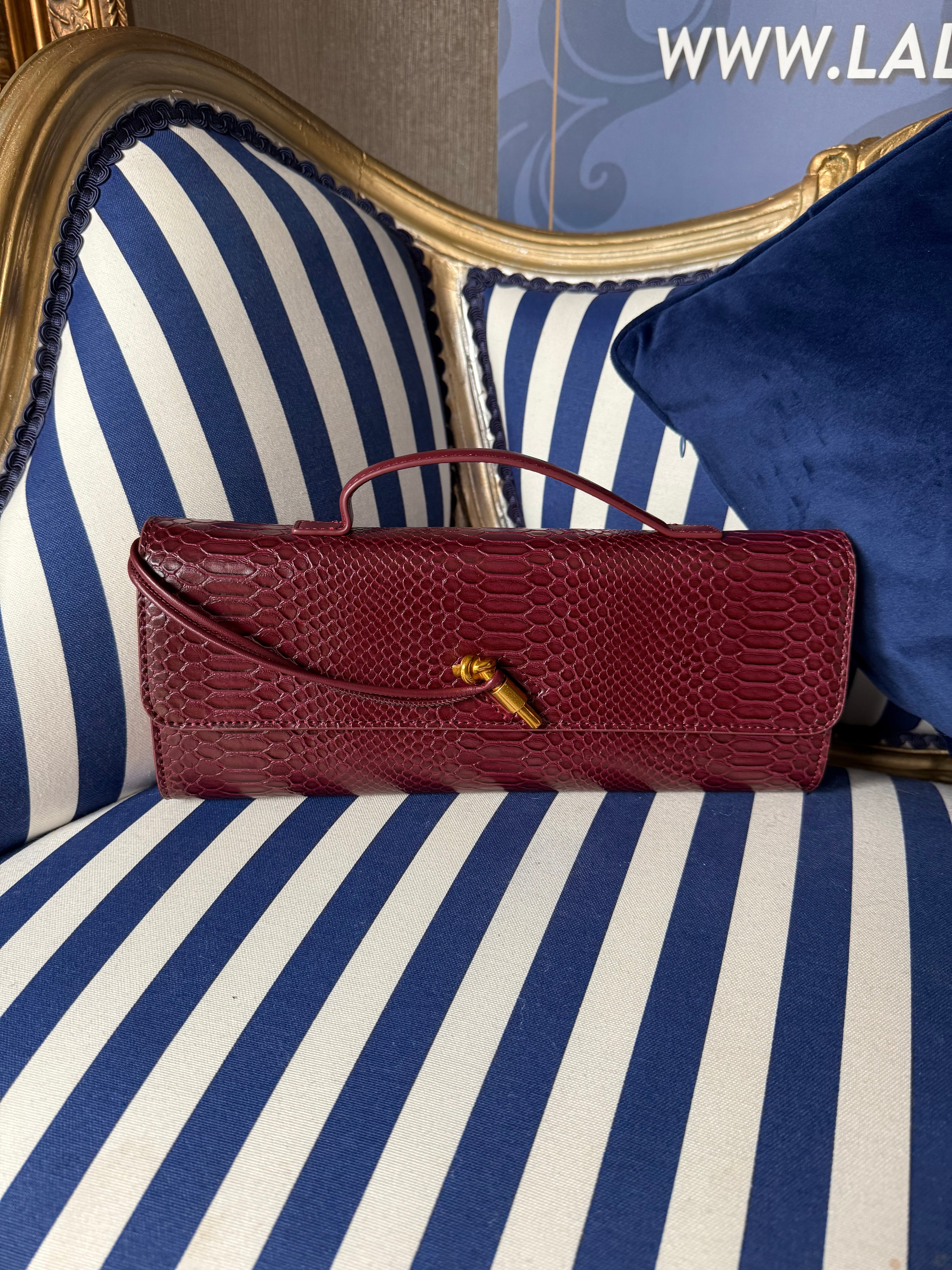 WINE RICH CROC CLUTCH BAG