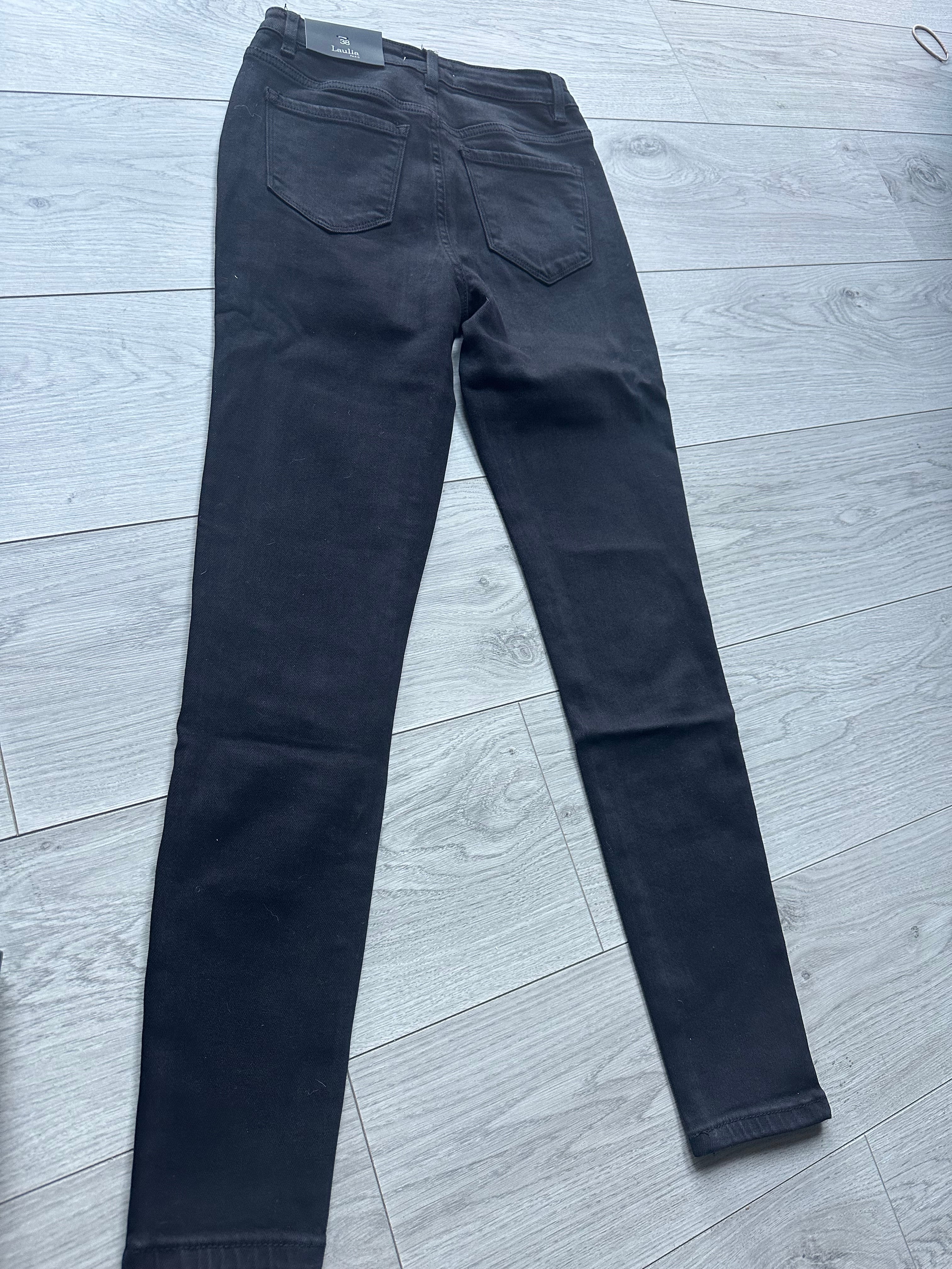 LAULIA BLACK SKINNY JEANS