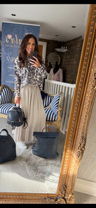 LEOPARD BLUES ROUND NECK JUMPER