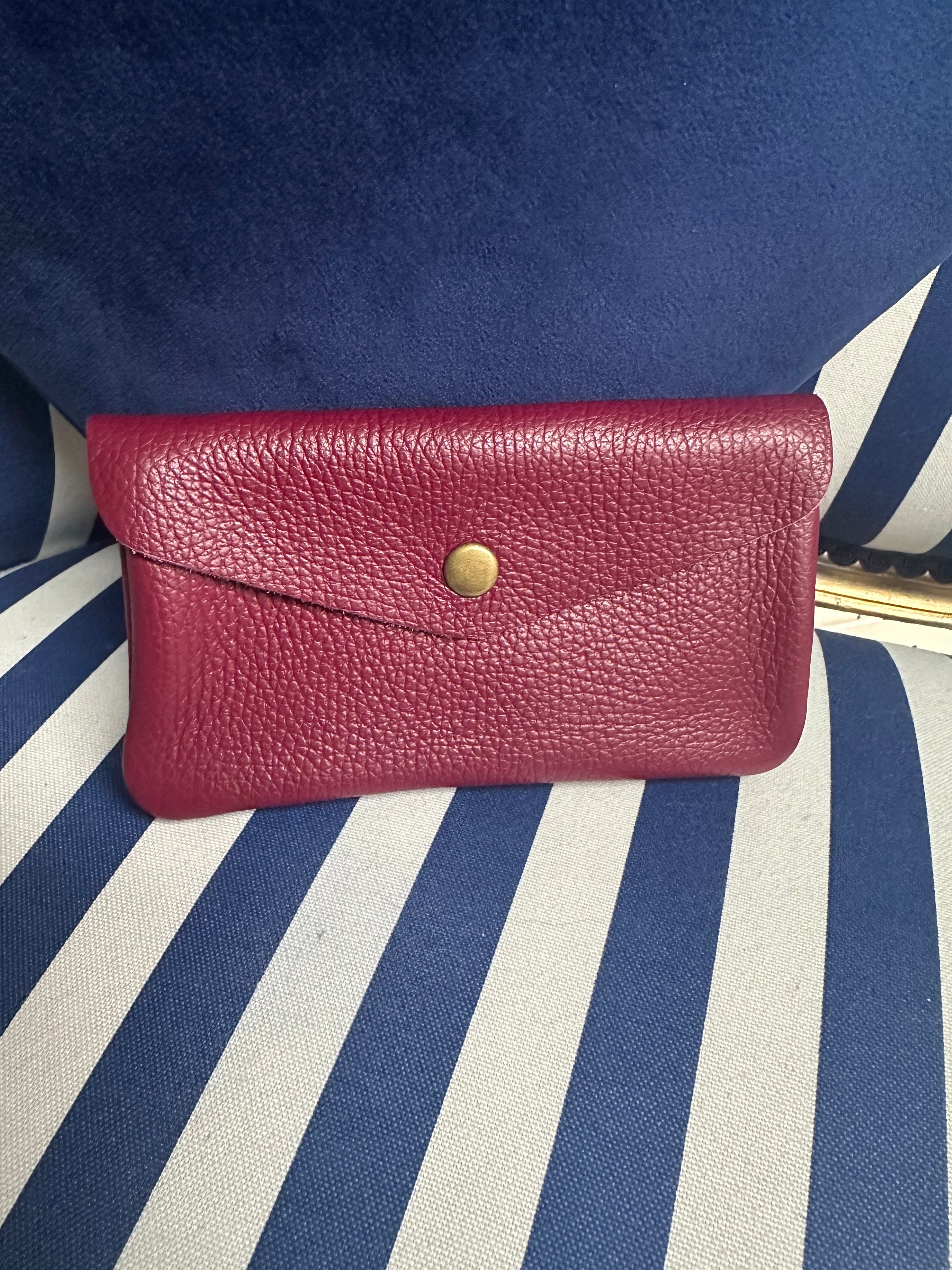 OXBLOOD LEATHER PURSE