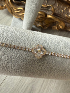 GOLD DIAMANTÉ CLOVER TENNIS BRACELET