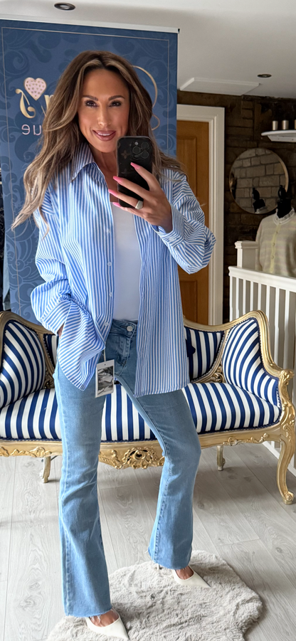LOW WAIST AND RAW HEM JEANS