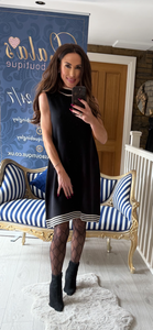 BLACK MONOCHROME KNITTED DRESS