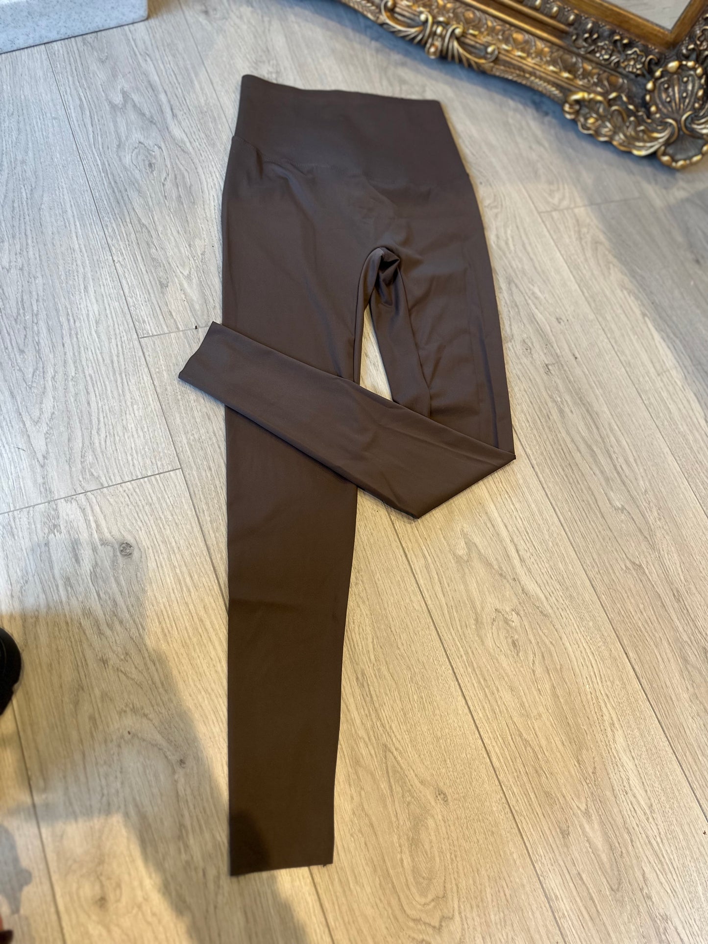 CHOCOLATE ENERGY LEGGINGS
