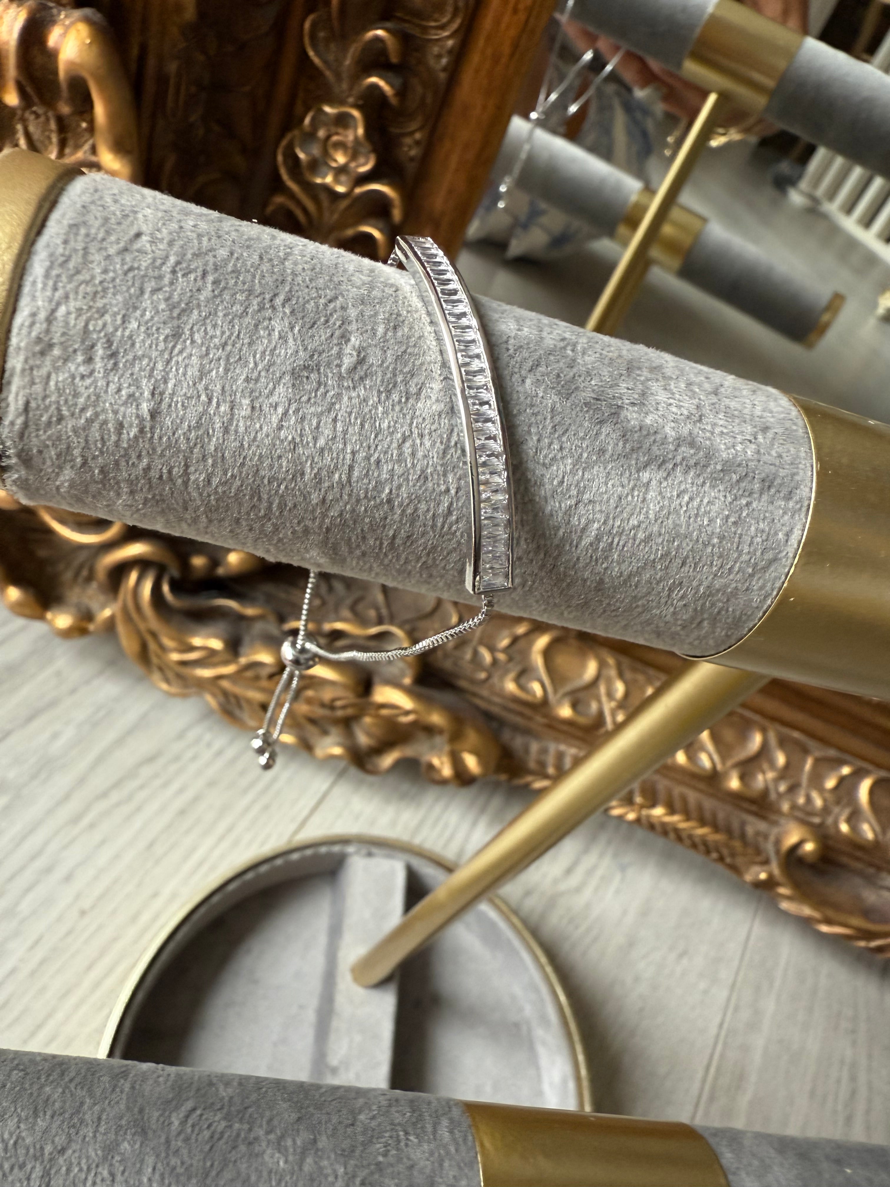 SILVER DIAMANTÉ SLIDING CLASP BRACELET