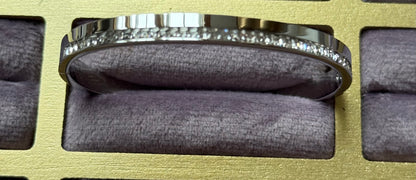 SILVER PRECISION DIAMANTÉ BANGLE