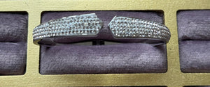 DIAMANTÉ HINGE BANGLE