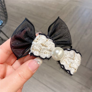 Cream tweed bow hair clip