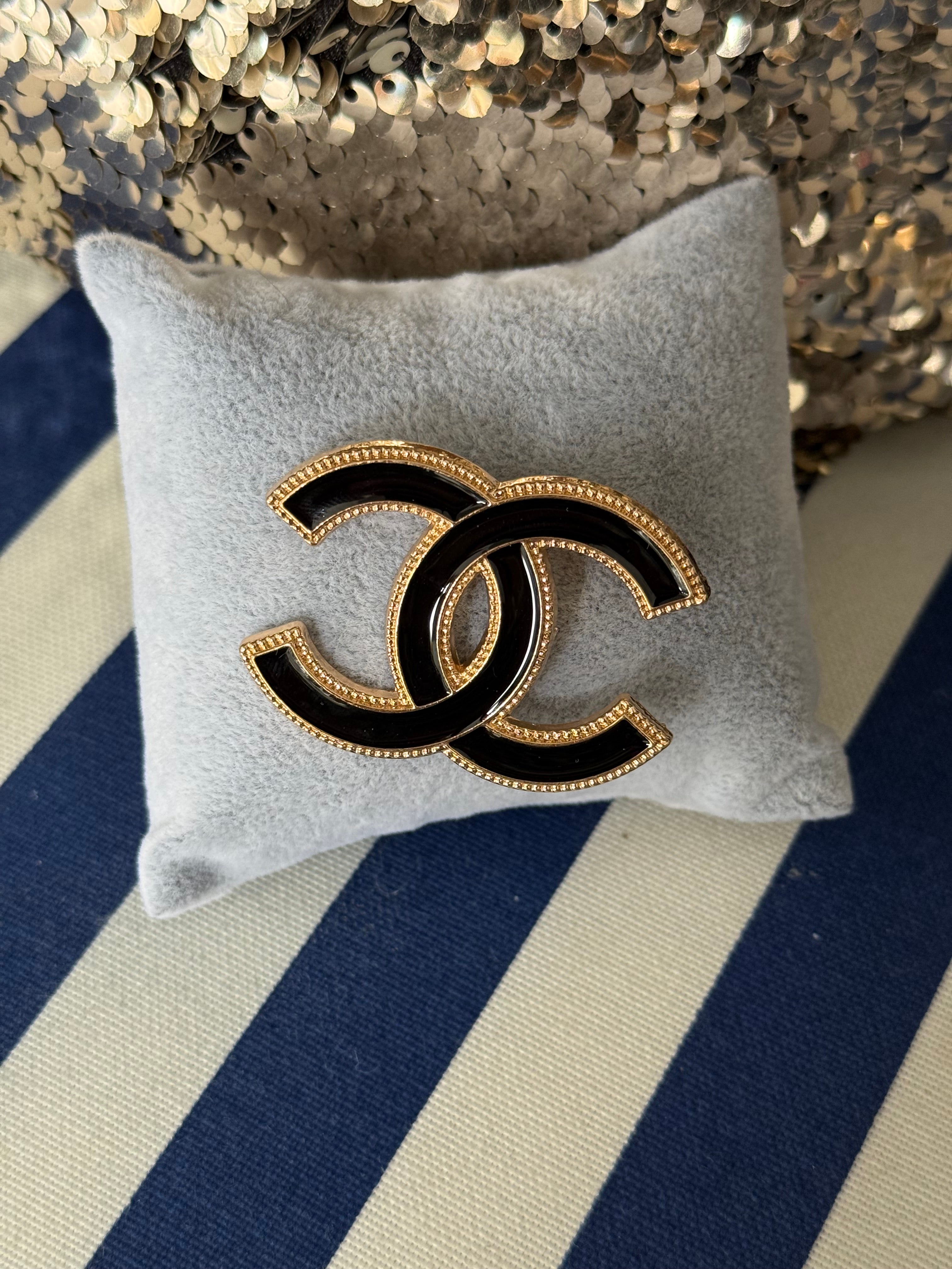 BLACK & GOLD CC BROOCH