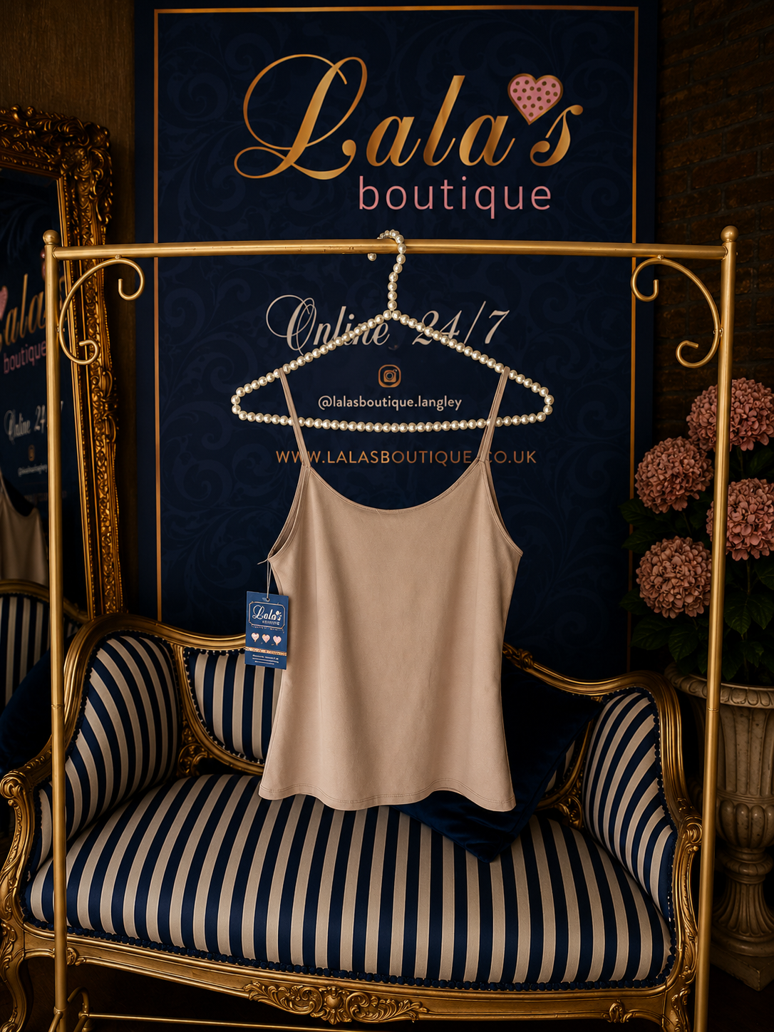 ESSENTIAL VEST