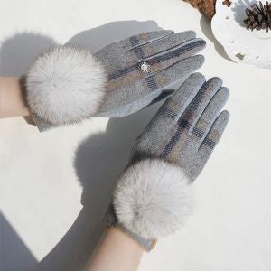 CHECKED FUR POM GLOVES