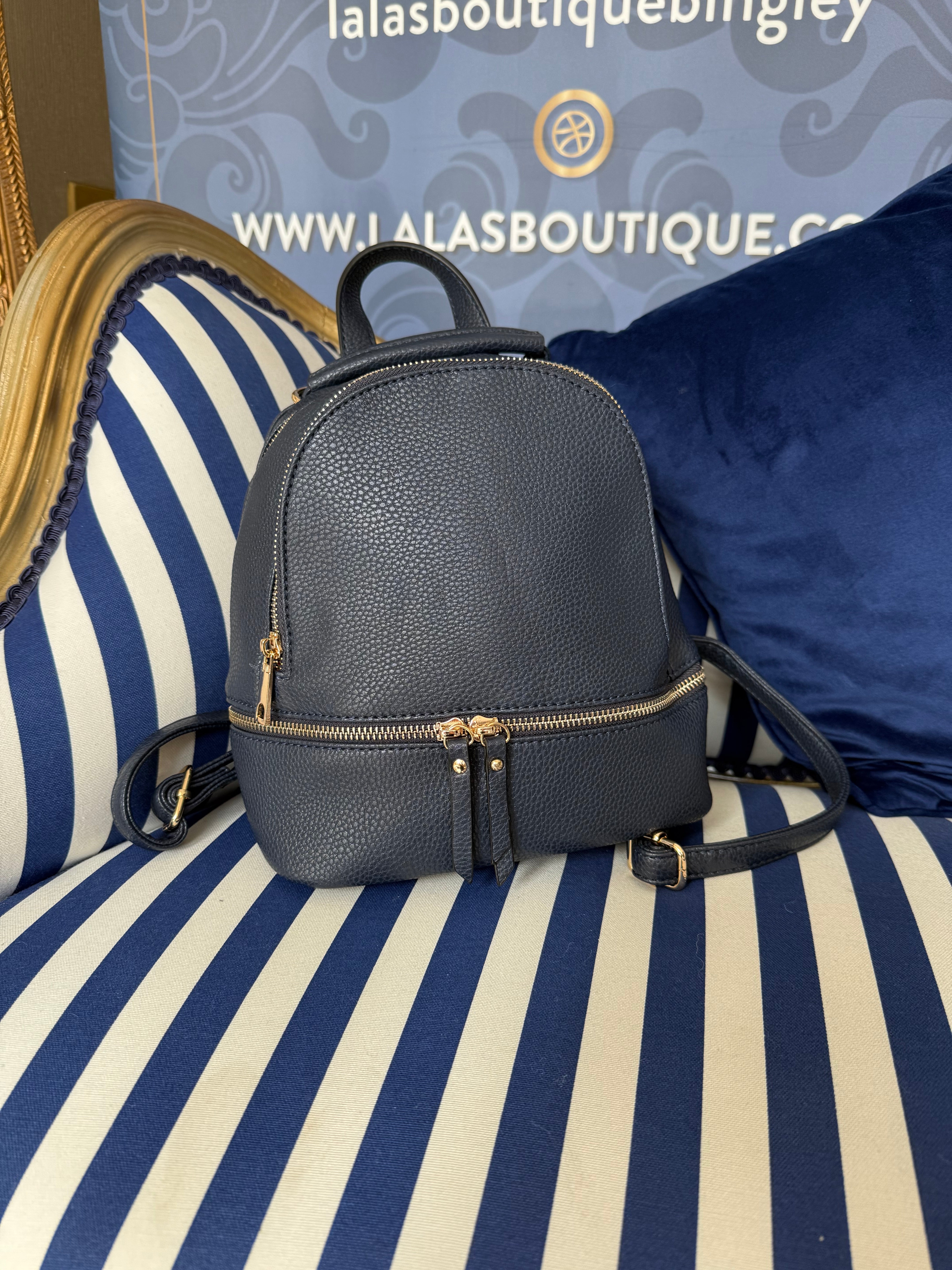 NAVY ZIP RUCKSACK 131
