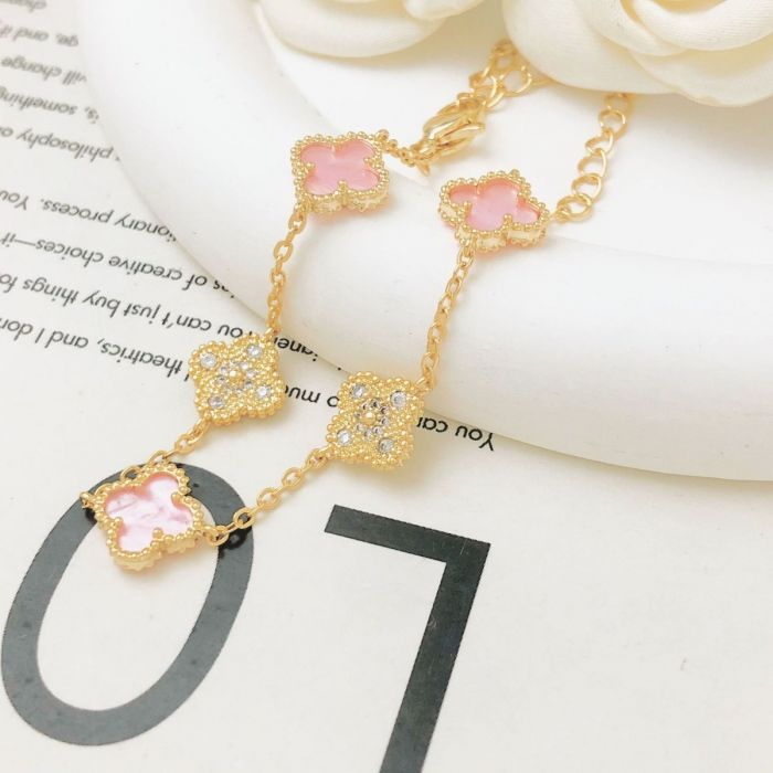 PINK CLOVER CRYSTAL GOLD BRACELET
