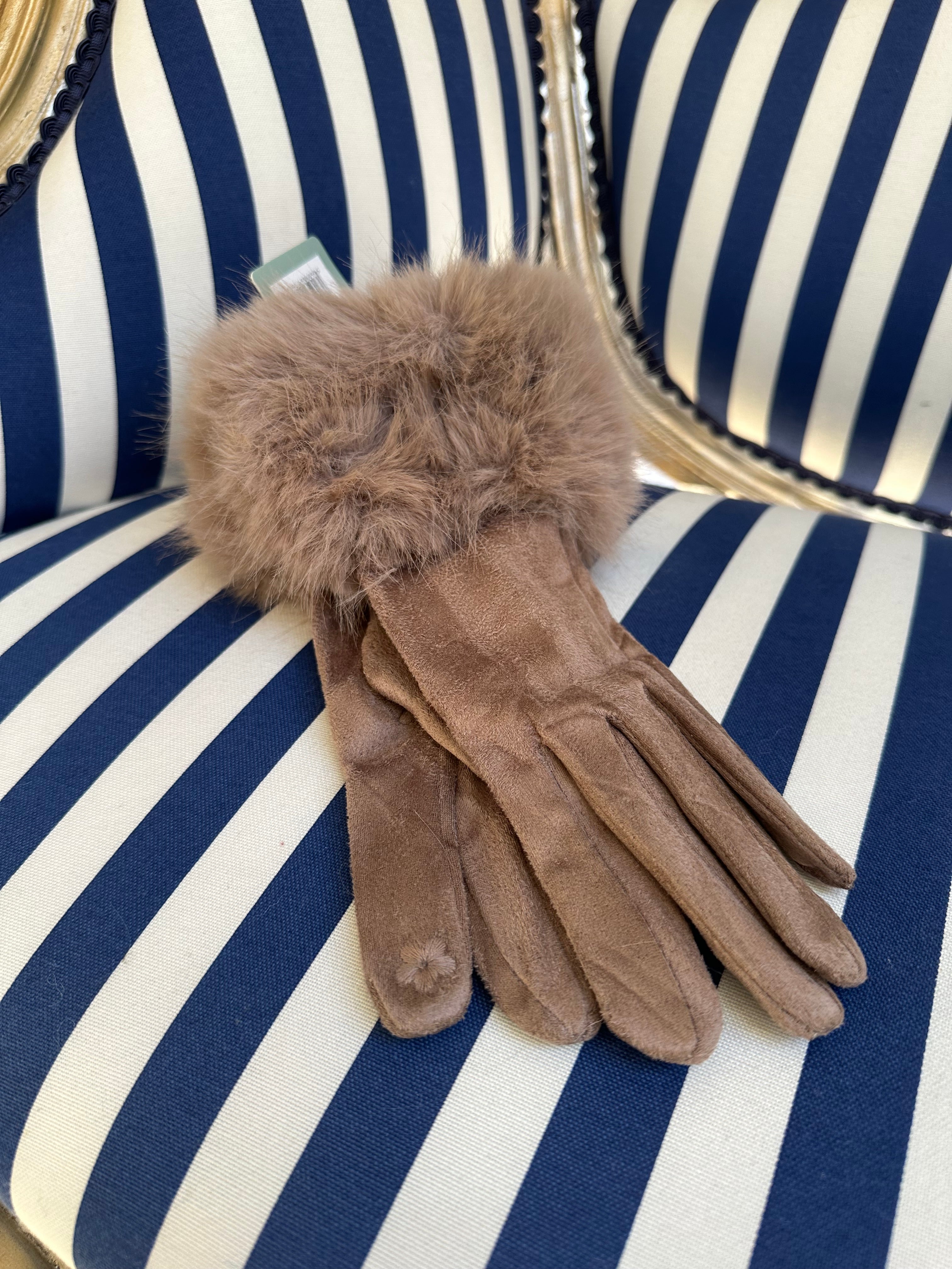 TAUPE FUR CUFF GLOVES