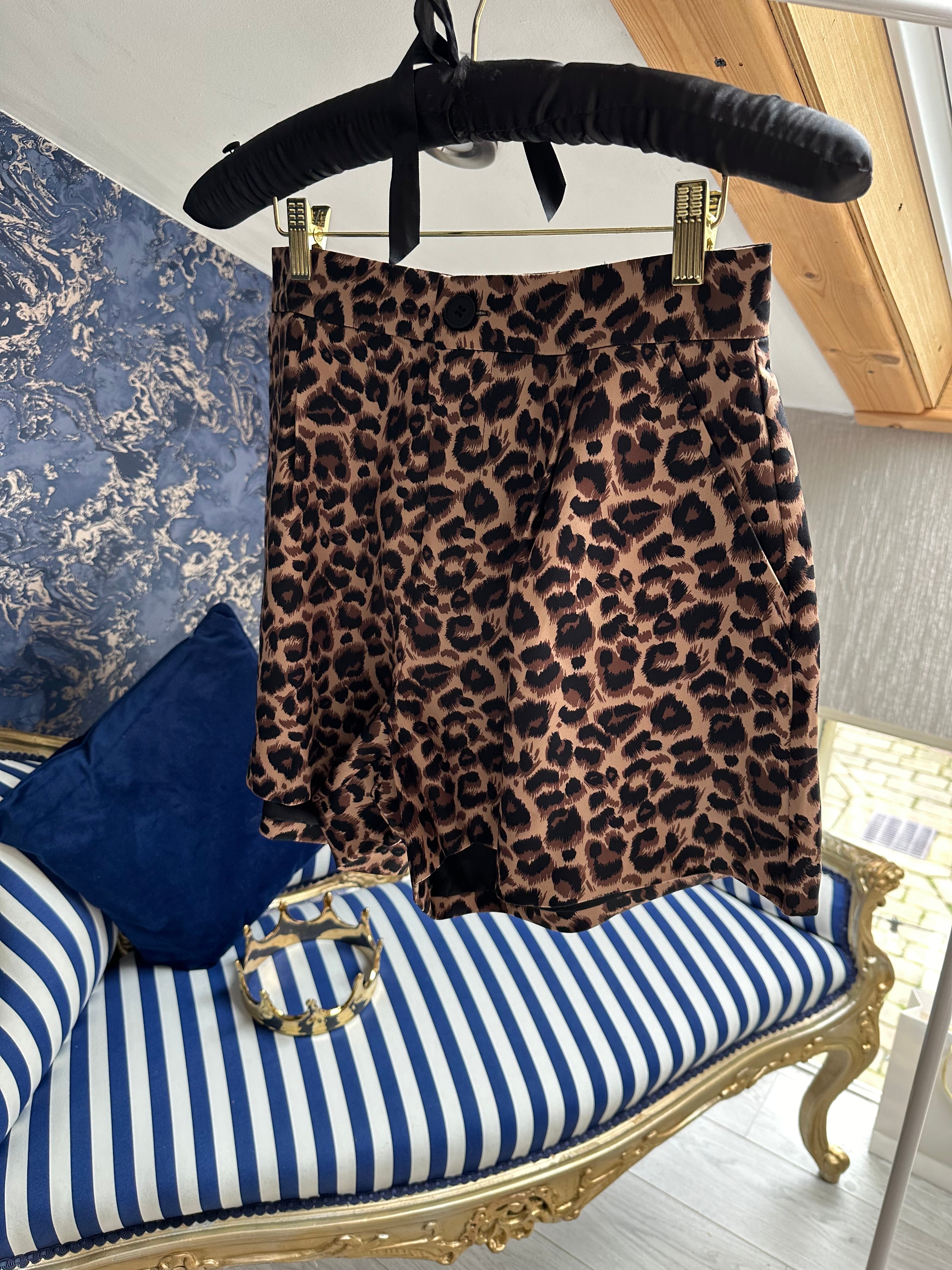 LEOPARD PRINT SHORTS