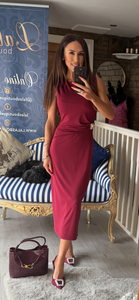 THE MAROON DRESS