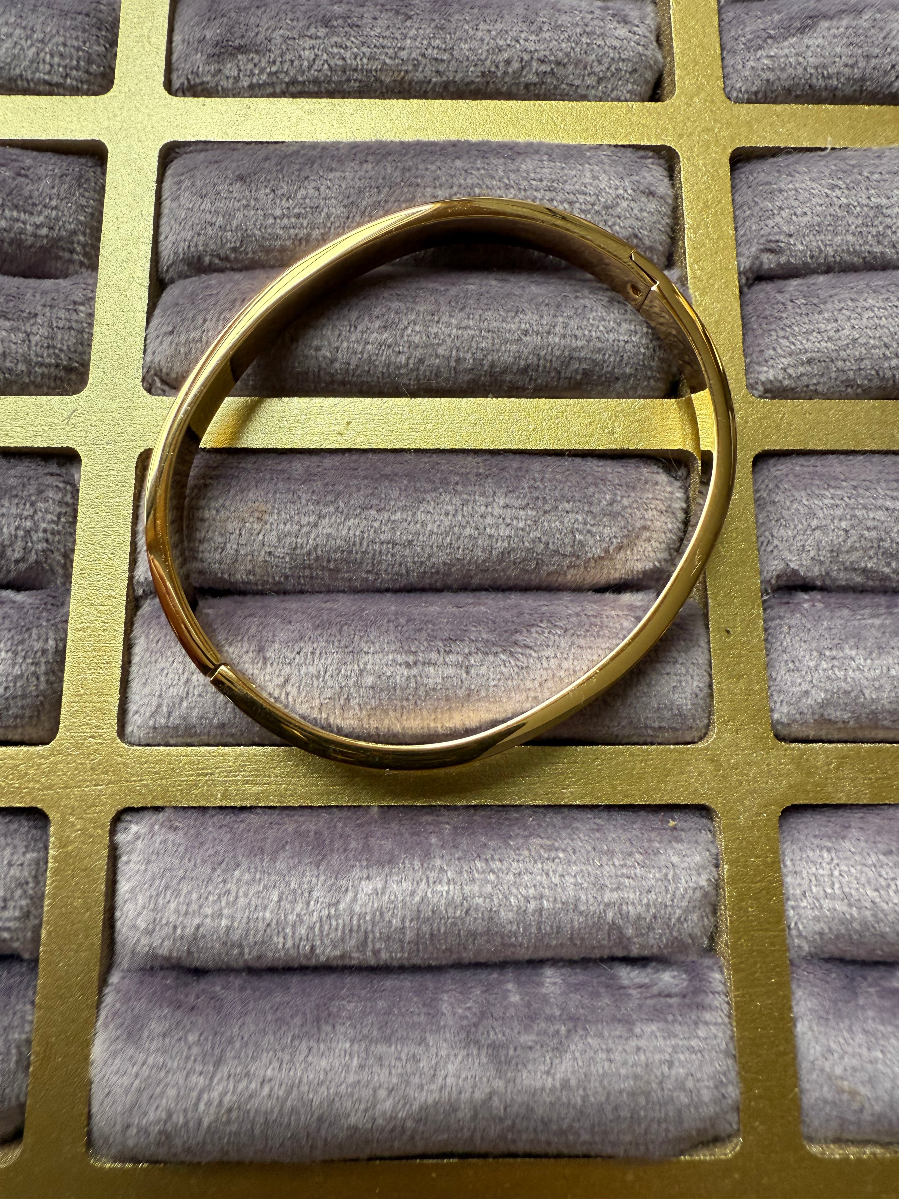 SILVER PRECISION DIAMANTÉ BANGLE