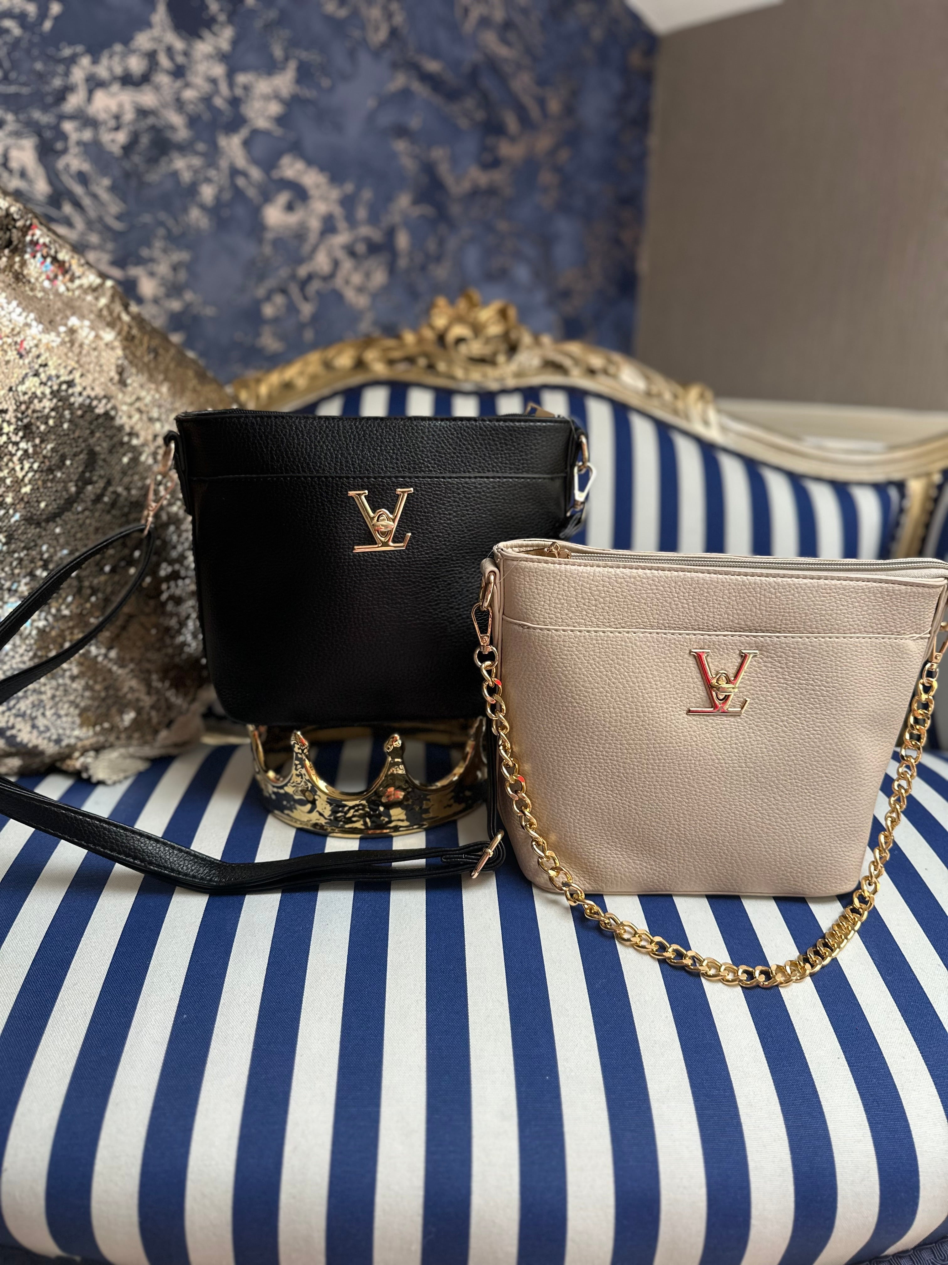 LV BUCKET BAG