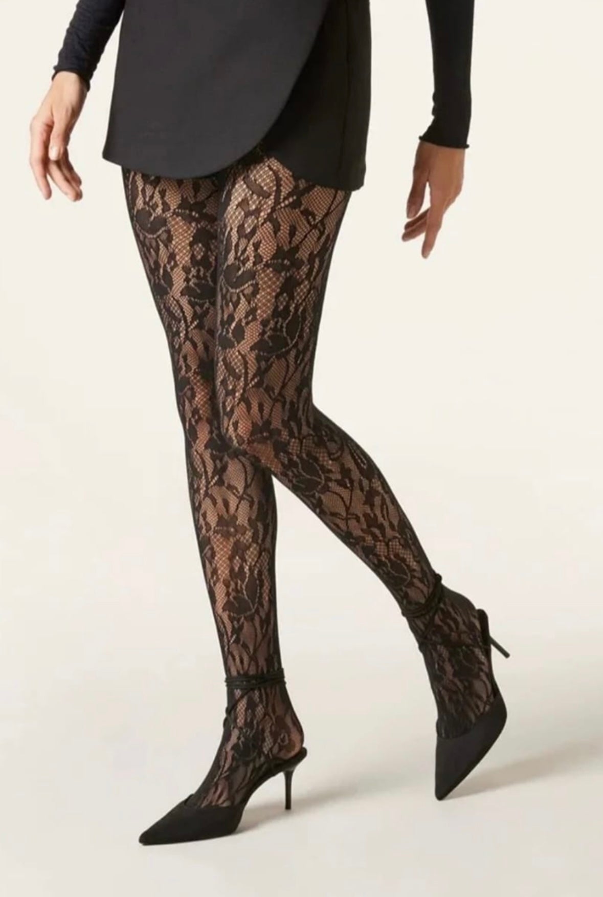 BLACK LACE TIGHTS