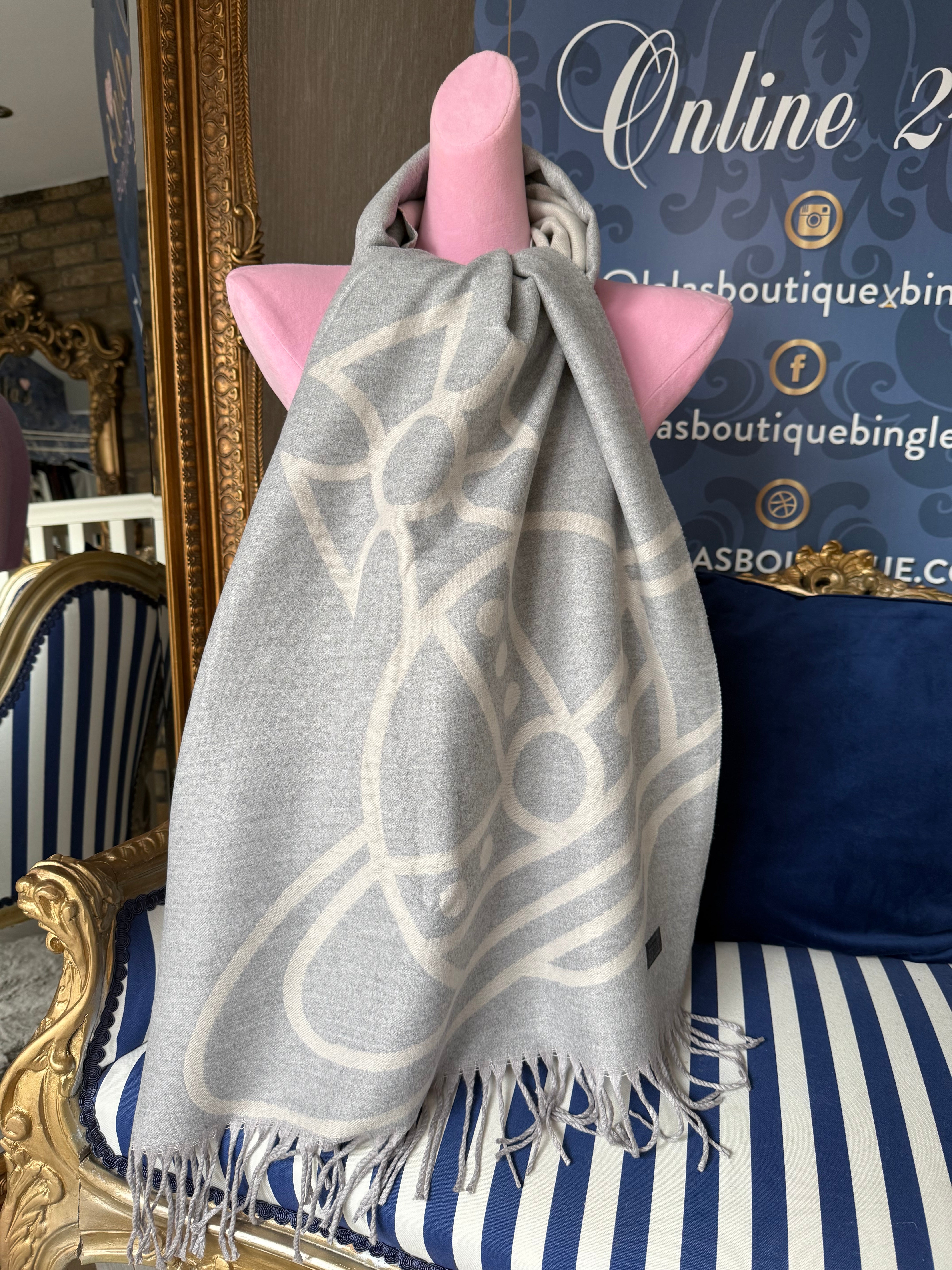 CASHMERE SILVER & CREAM ORB SCARF