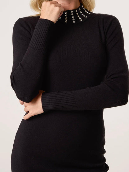 DIAMOND NECK JUMPER DRESS