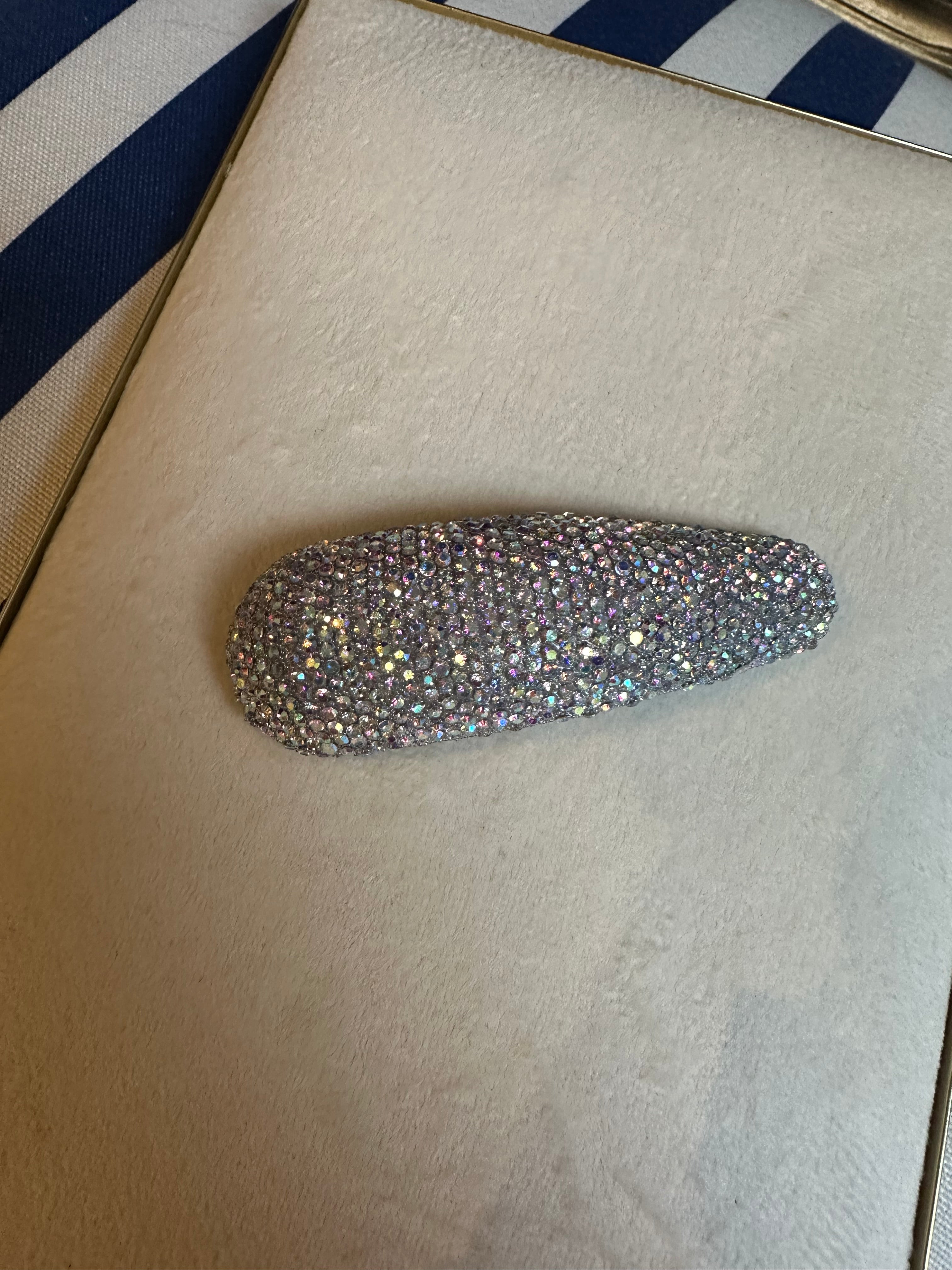 DIAMANTÉ HAIR CLIP