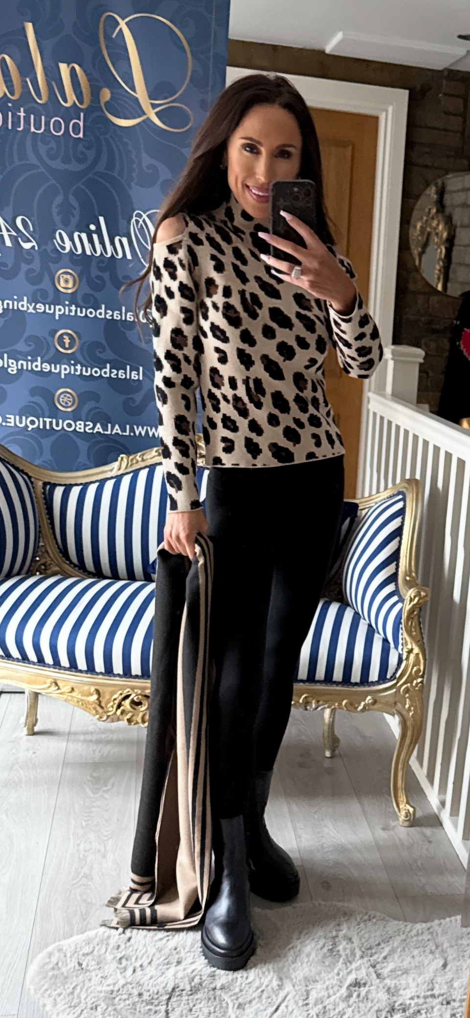 ANIMAL CUT AWAY KNITTED JUMPER
