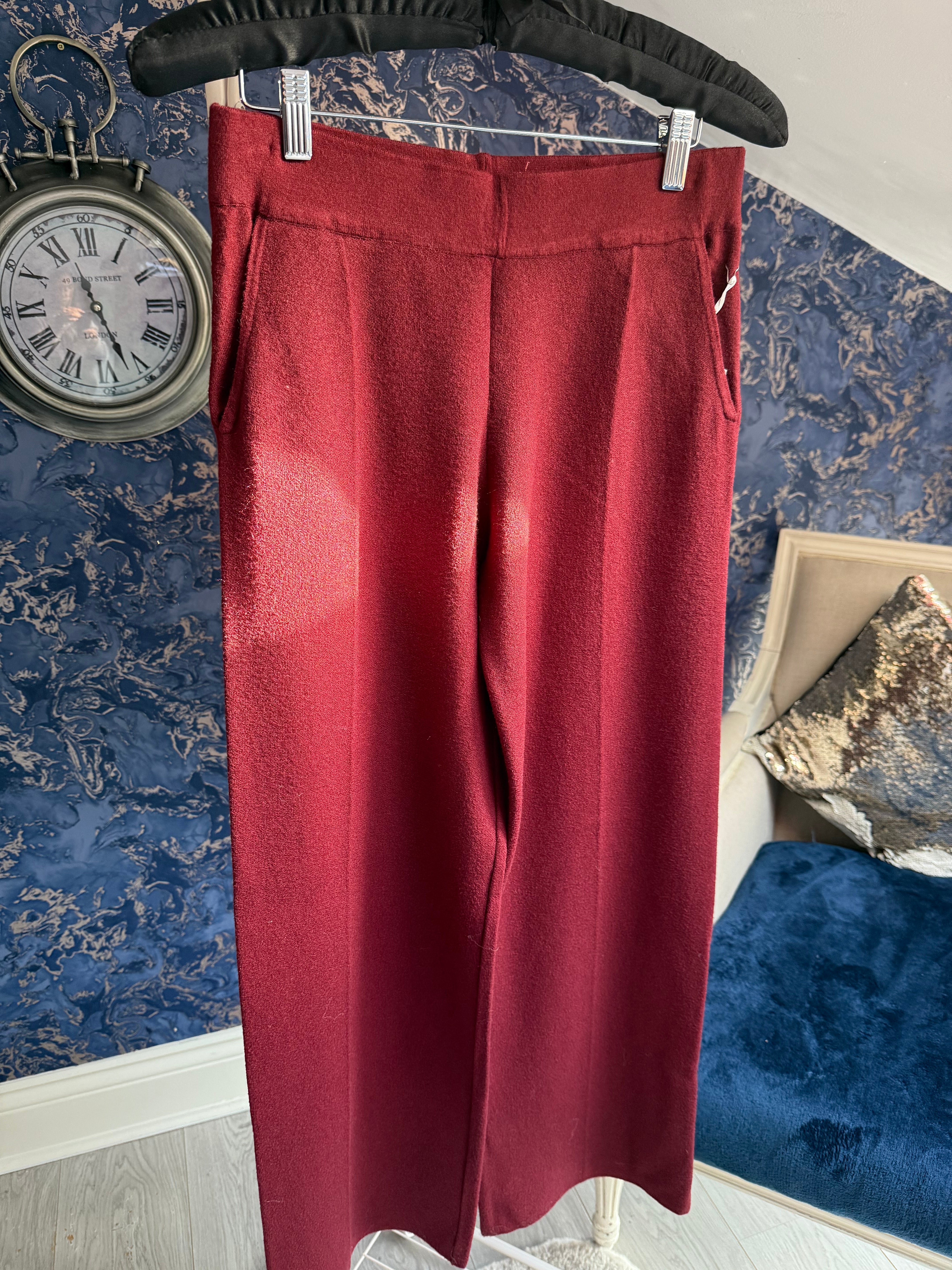 WINE CASHMERE KNITTED SUIT