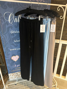 BLACK RELAXED TROUSER